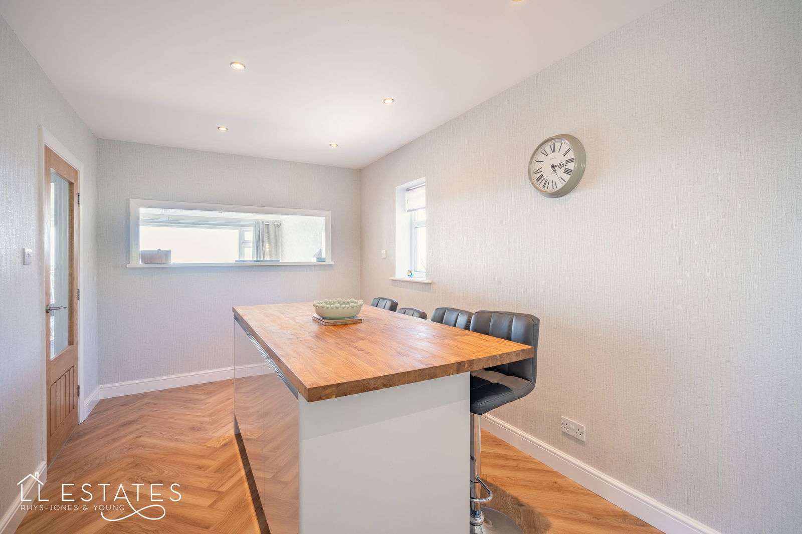 4 bed detached house for sale in Clwyd Avenue, Dyserth 5