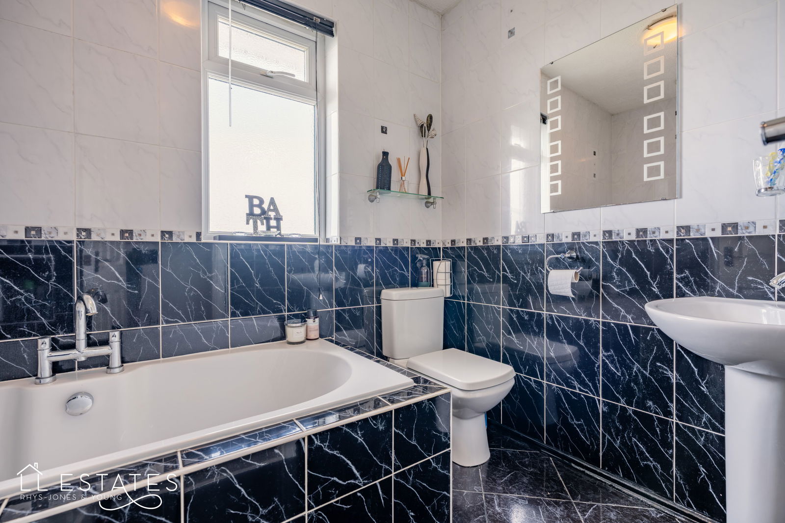 3 bed terraced house for sale in Ffordd Pennant, Meliden  - Property Image 10