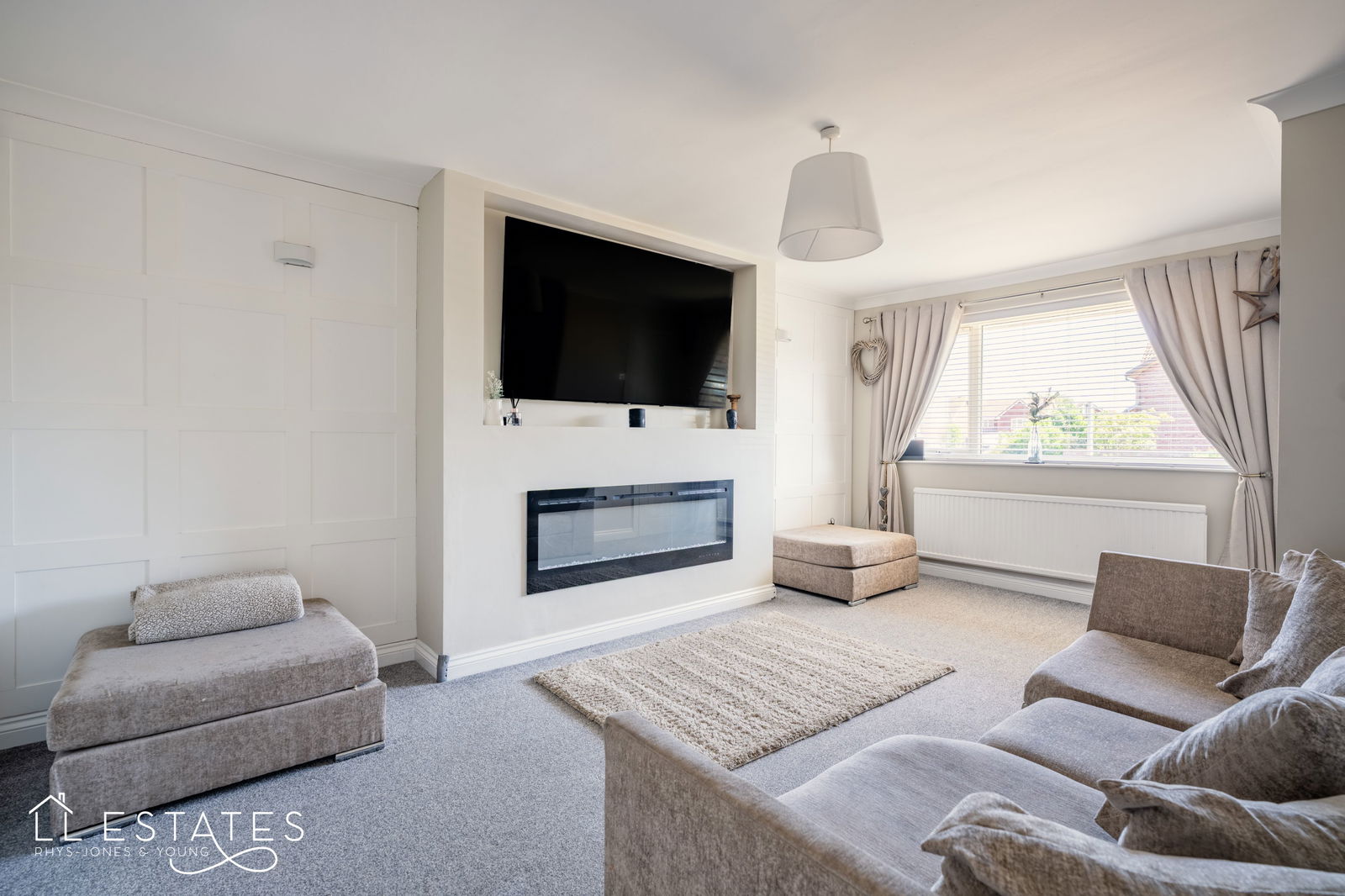 3 bed semi-detached bungalow for sale in Ffordd Anwyl, Rhyl  - Property Image 3