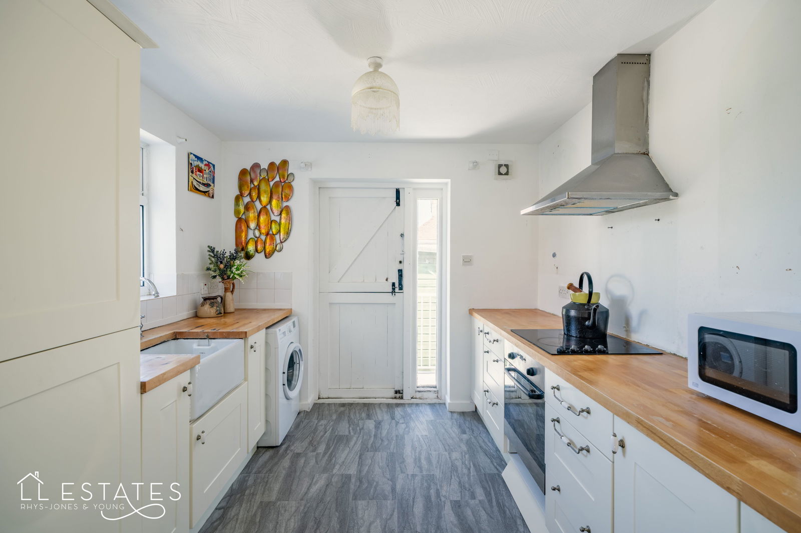 2 bed bungalow for sale in Aled Gardens, Rhyl  - Property Image 2