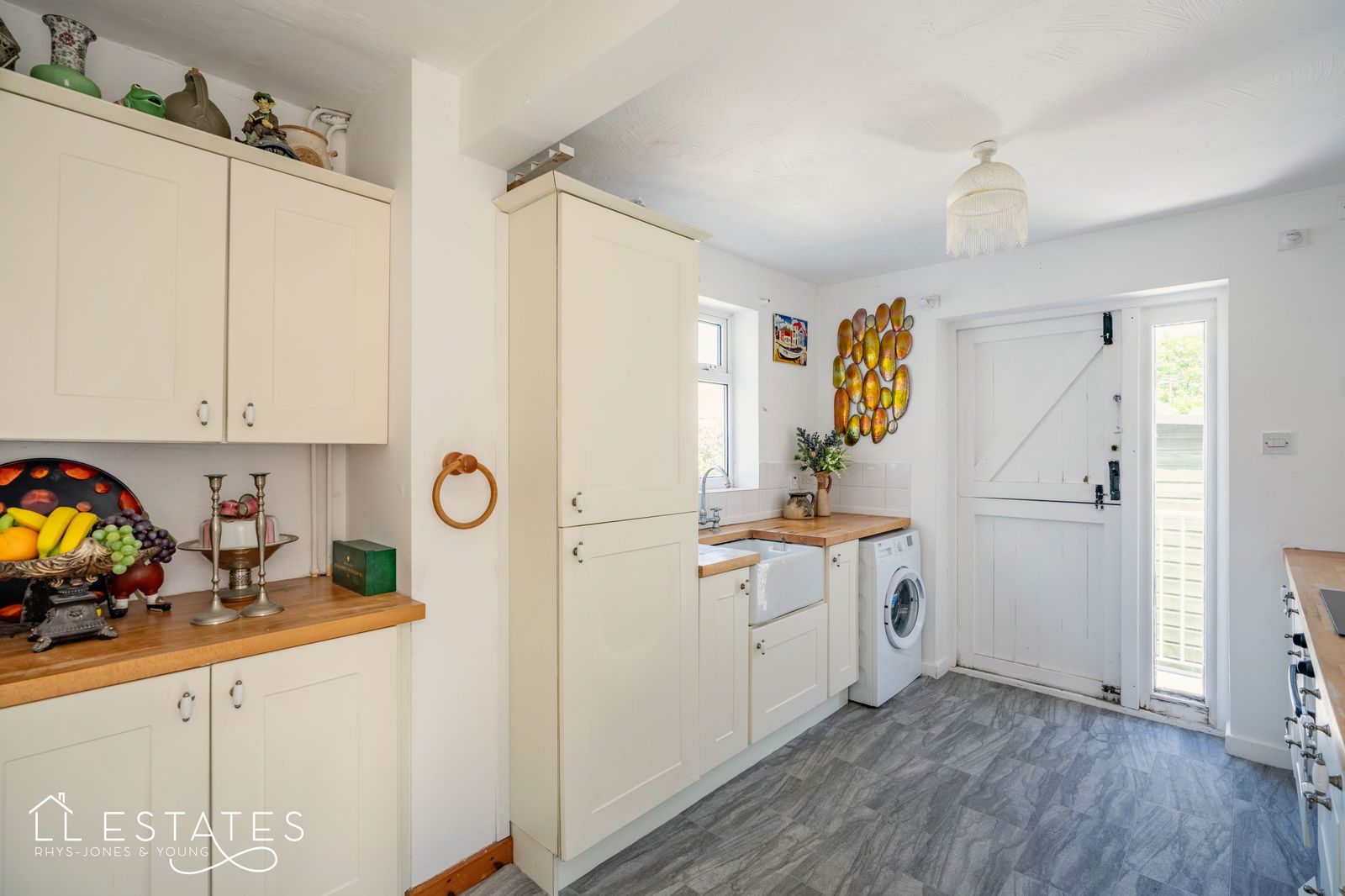 2 bed bungalow for sale in Aled Gardens, Rhyl  - Property Image 3
