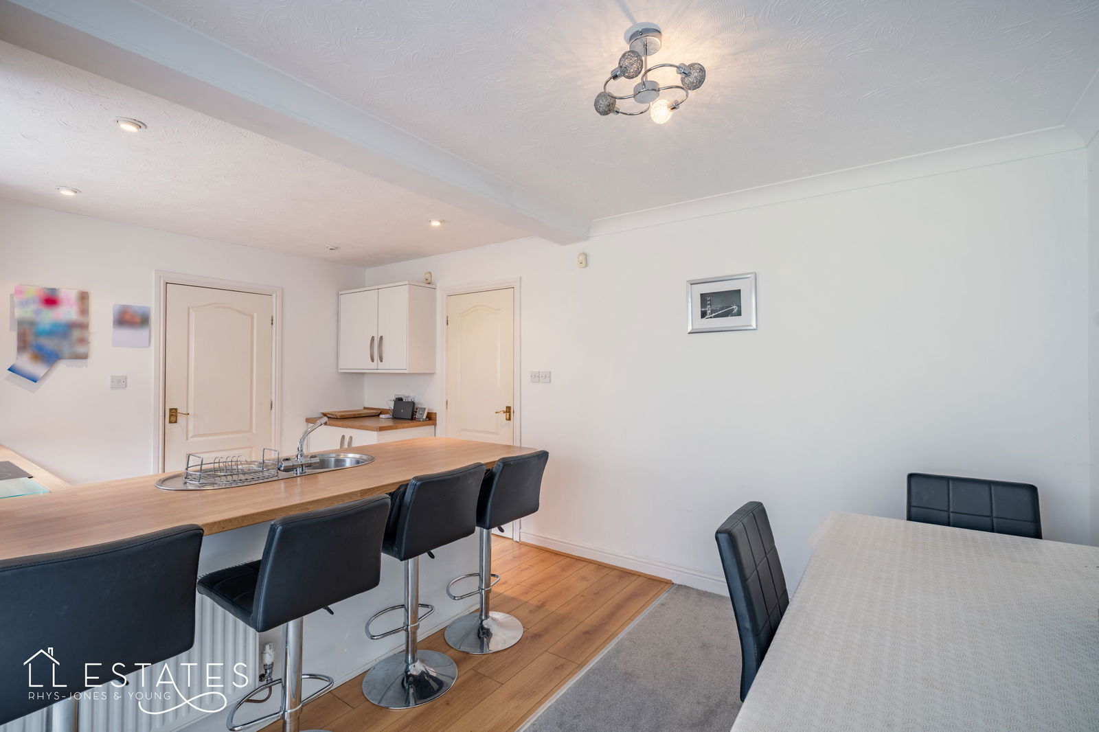 4 bed detached house for sale in Bryn Twr, Abergele 5