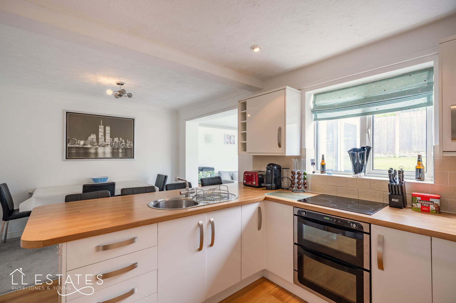 4 bed detached house for sale in Bryn Twr, Abergele  - Property Image 4