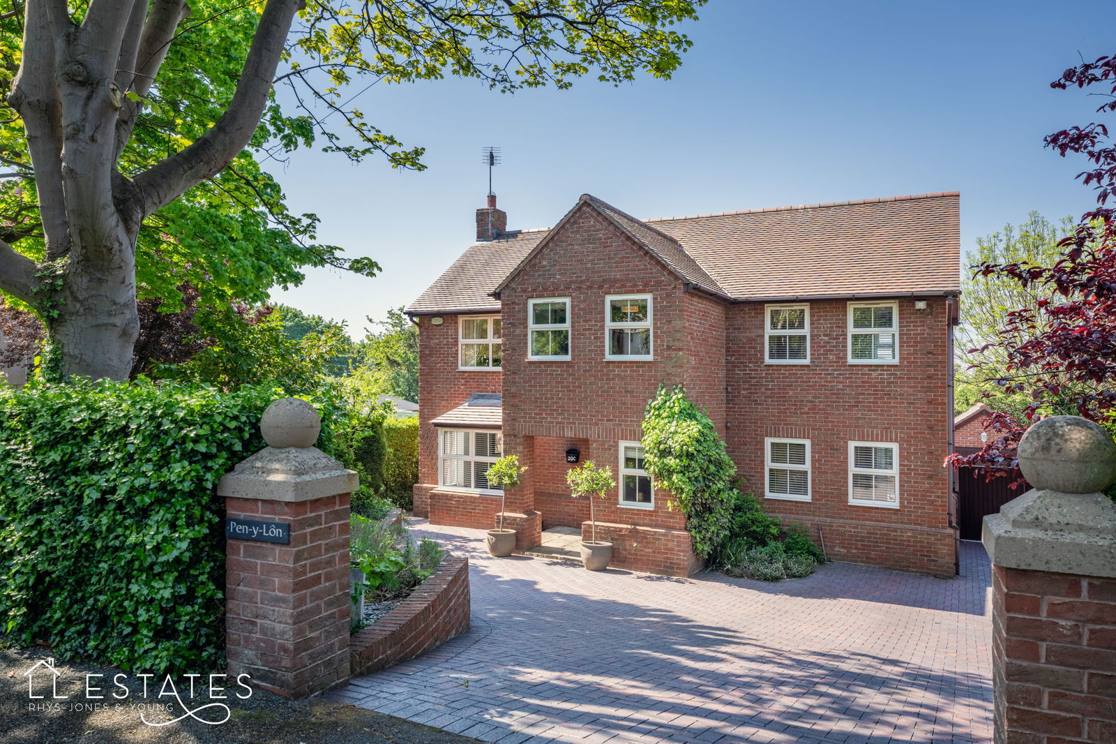 4 bed detached house for sale in Bryntirion Drive, Prestatyn, LL19