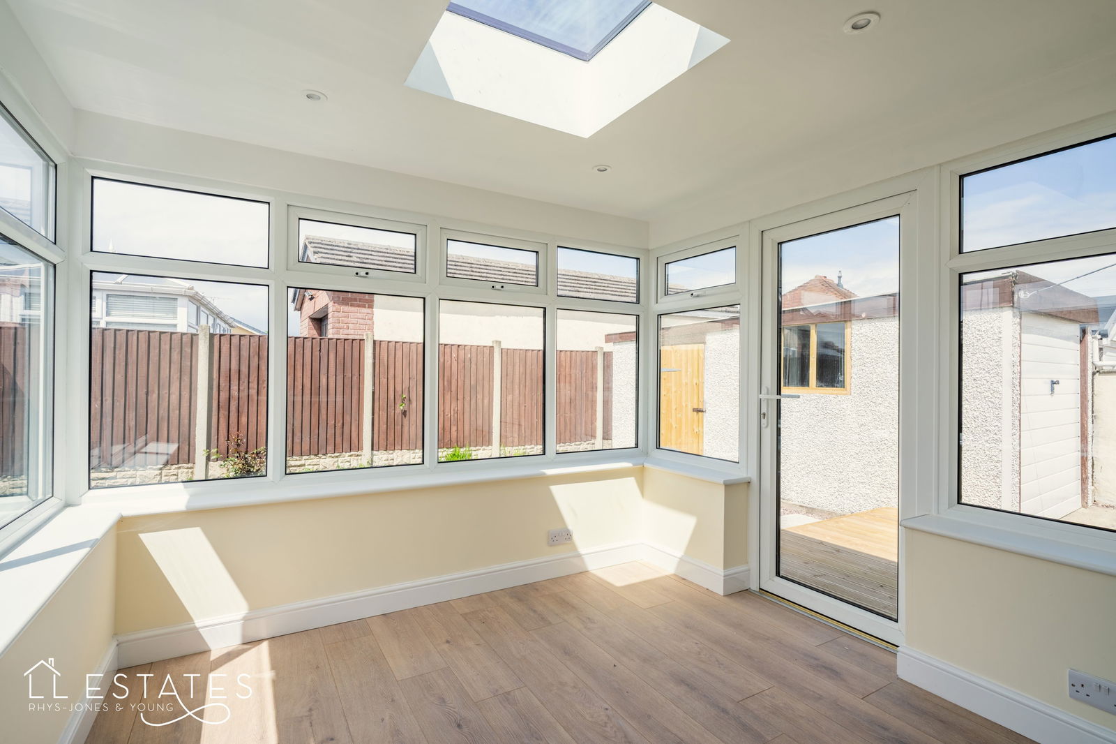 2 bed bungalow for sale in Marion Road, Prestatyn  - Property Image 5