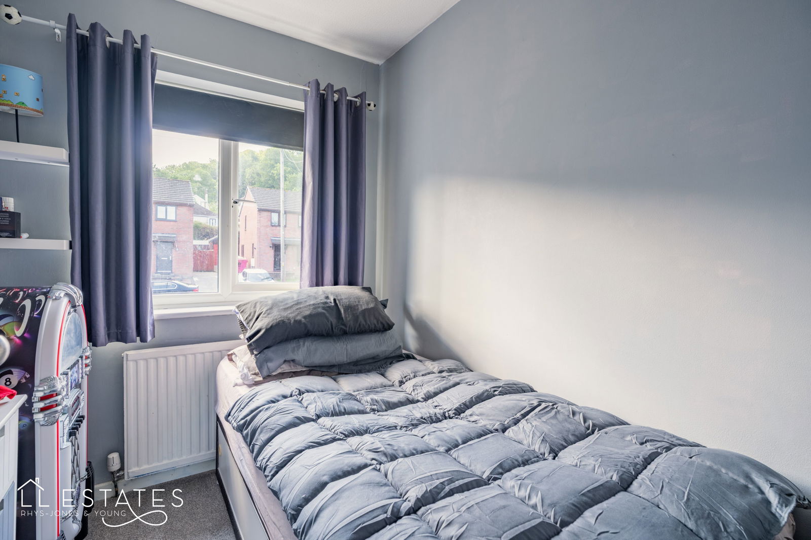 3 bed semi-detached house for sale in Ochr Y Bryn, Meliden  - Property Image 8