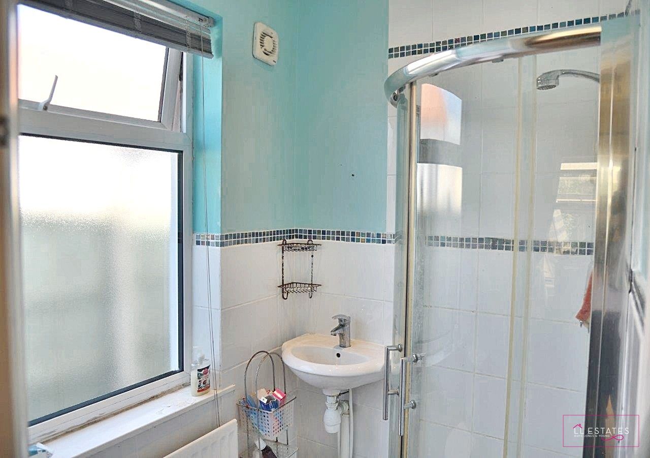 3 bed bungalow for sale in Fairview Crescent, Prestatyn  - Property Image 9