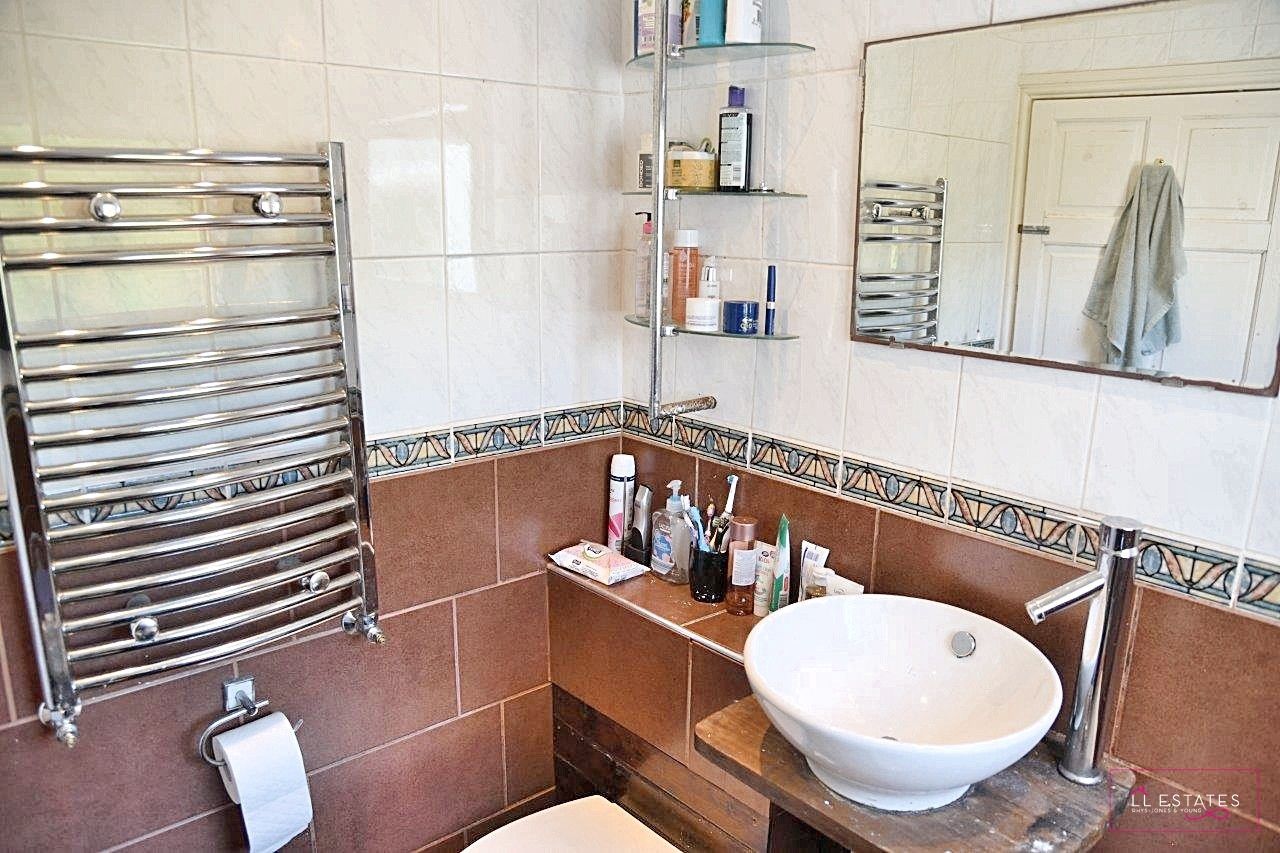 3 bed bungalow for sale in Fairview Crescent, Prestatyn  - Property Image 8