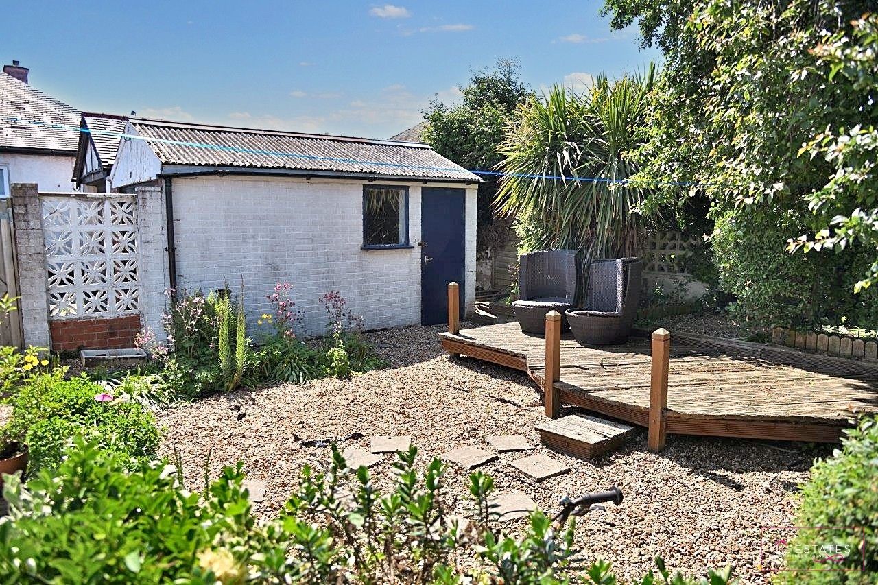 3 bed bungalow for sale in Fairview Crescent, Prestatyn  - Property Image 11