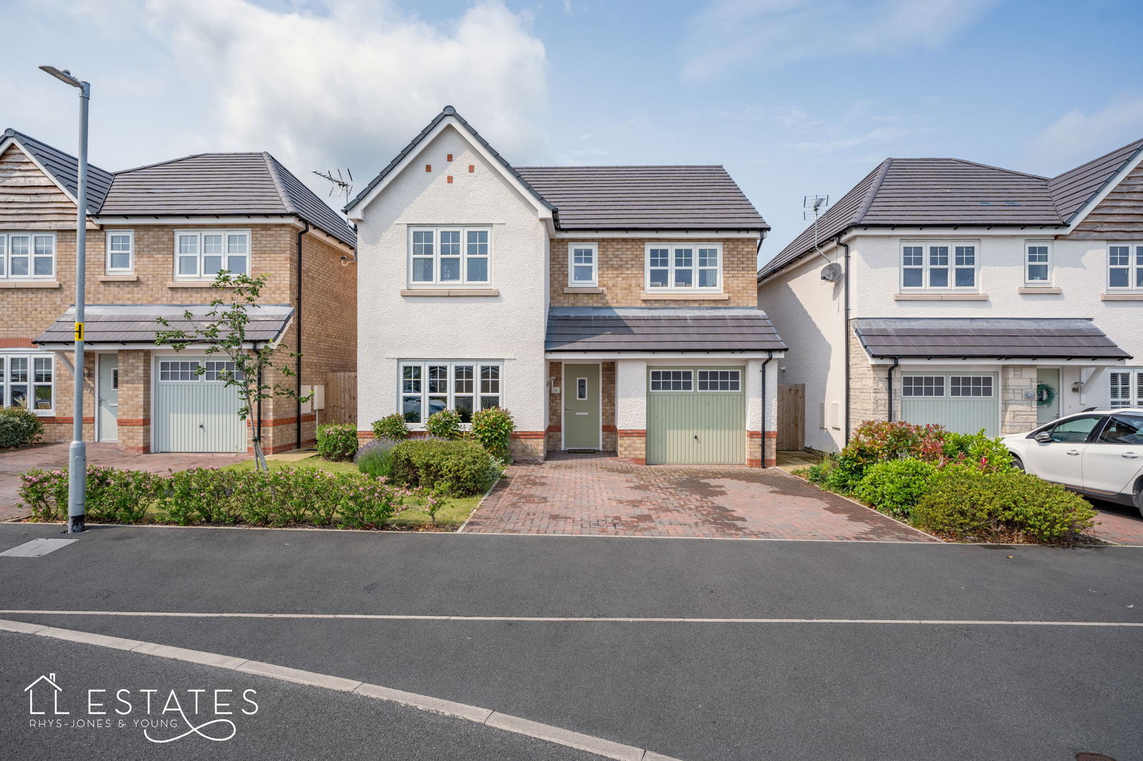 4 bed detached house for sale in Rhyd Y Mor, Abergele, LL22
