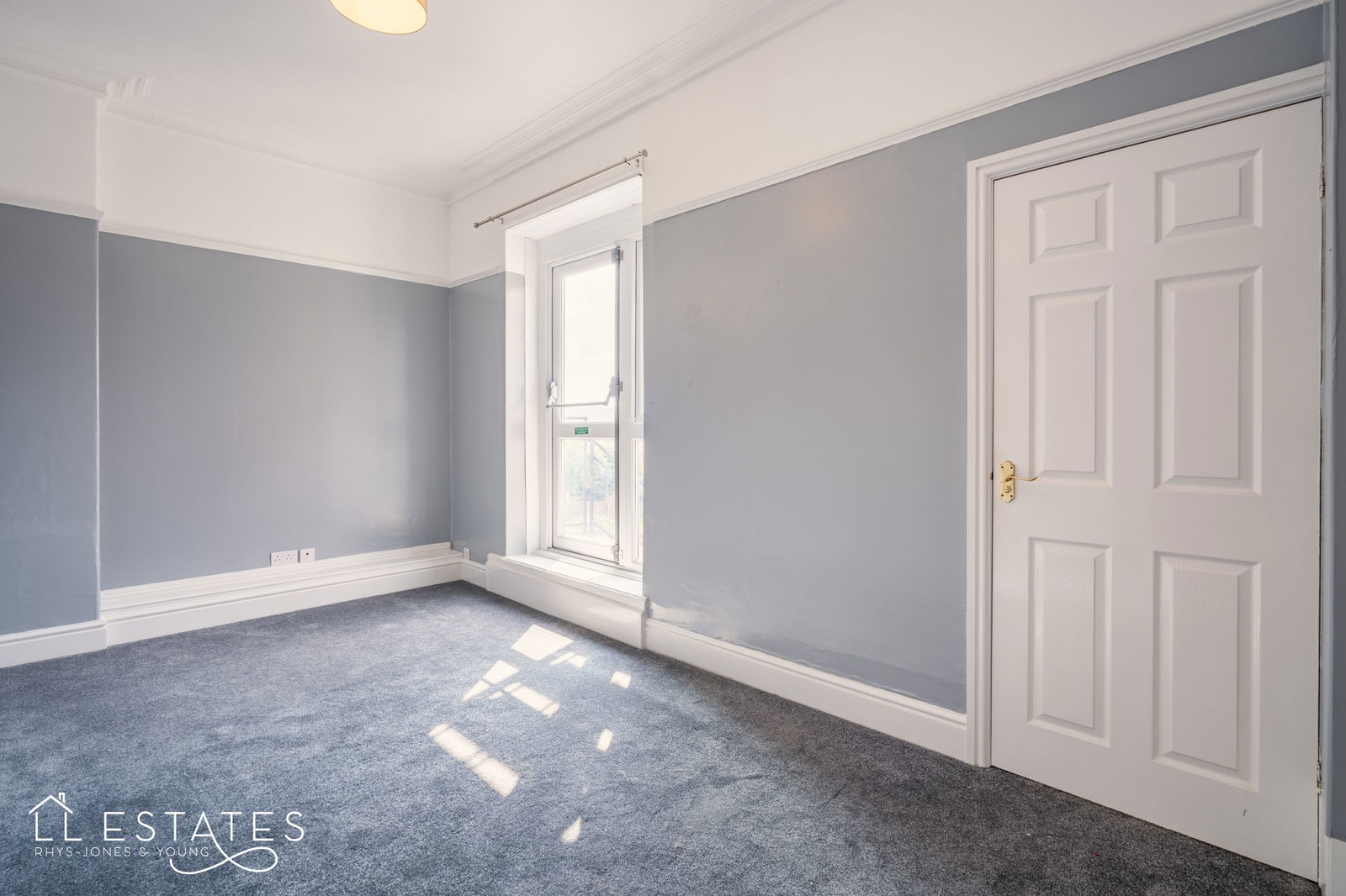 7 bed detached house for sale in Marine Drive, Rhyl 14