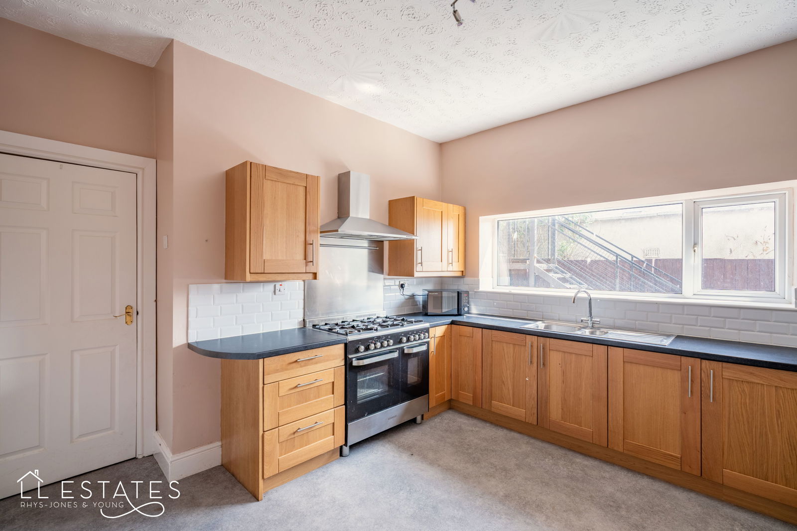 7 bed detached house for sale in Marine Drive, Rhyl  - Property Image 7