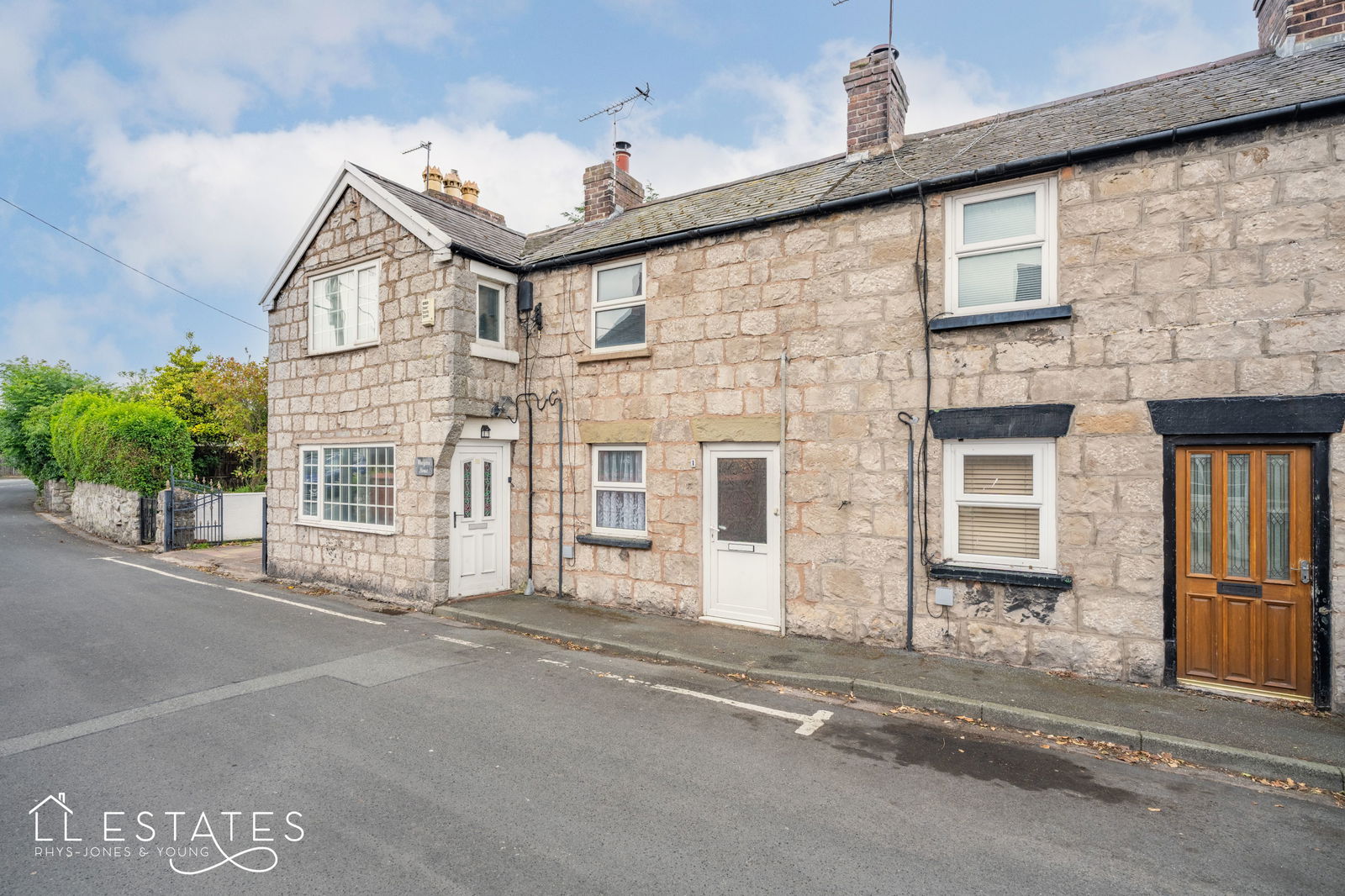 1 bed terraced house for sale in Burgedin Terrace, Rhuddlan  - Property Image 1