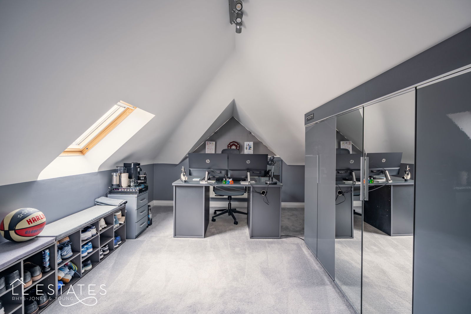 5 bed detached house for sale, Rhuddlan 14