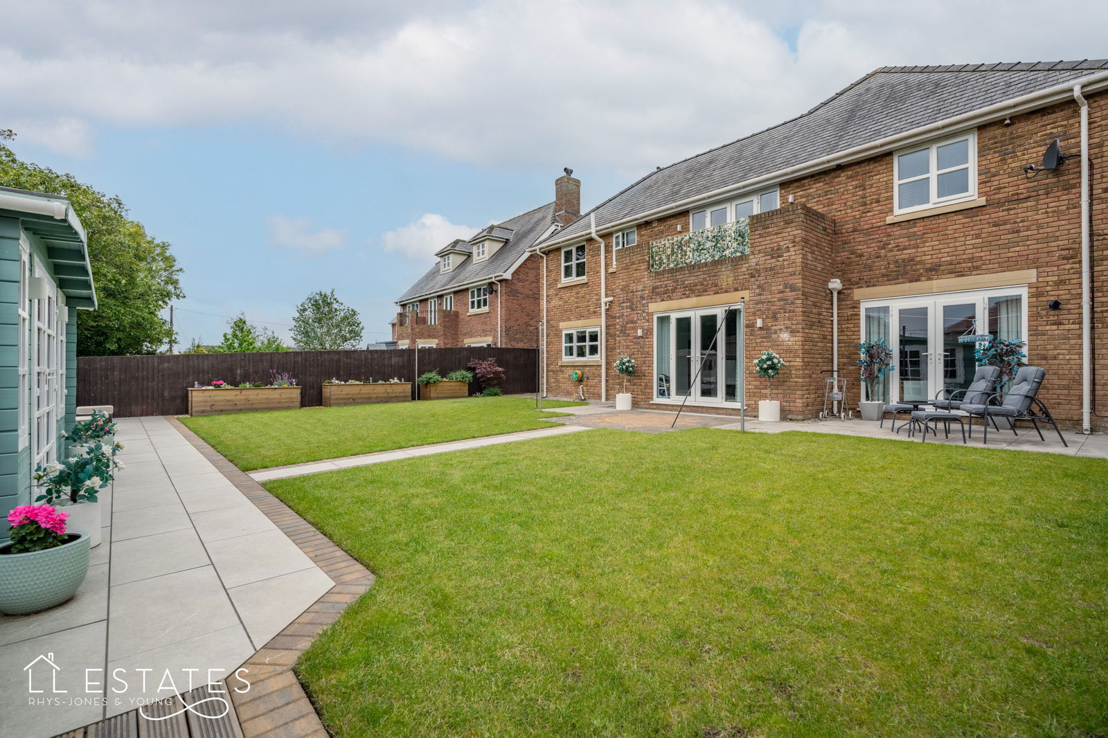 5 bed detached house for sale, Rhuddlan 17
