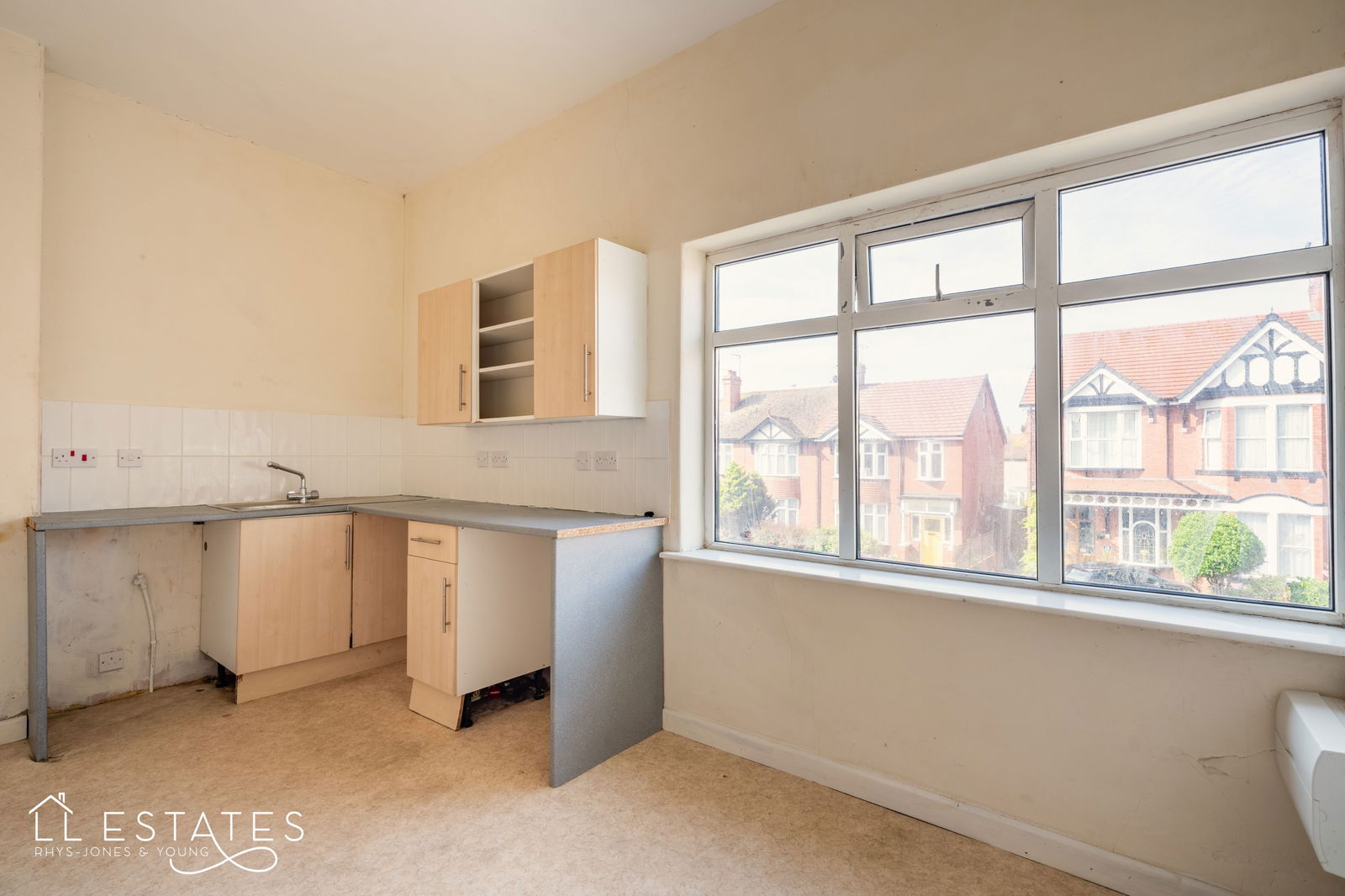 4 bed semi-detached house for sale in Palace Avenue, Rhyl  - Property Image 9
