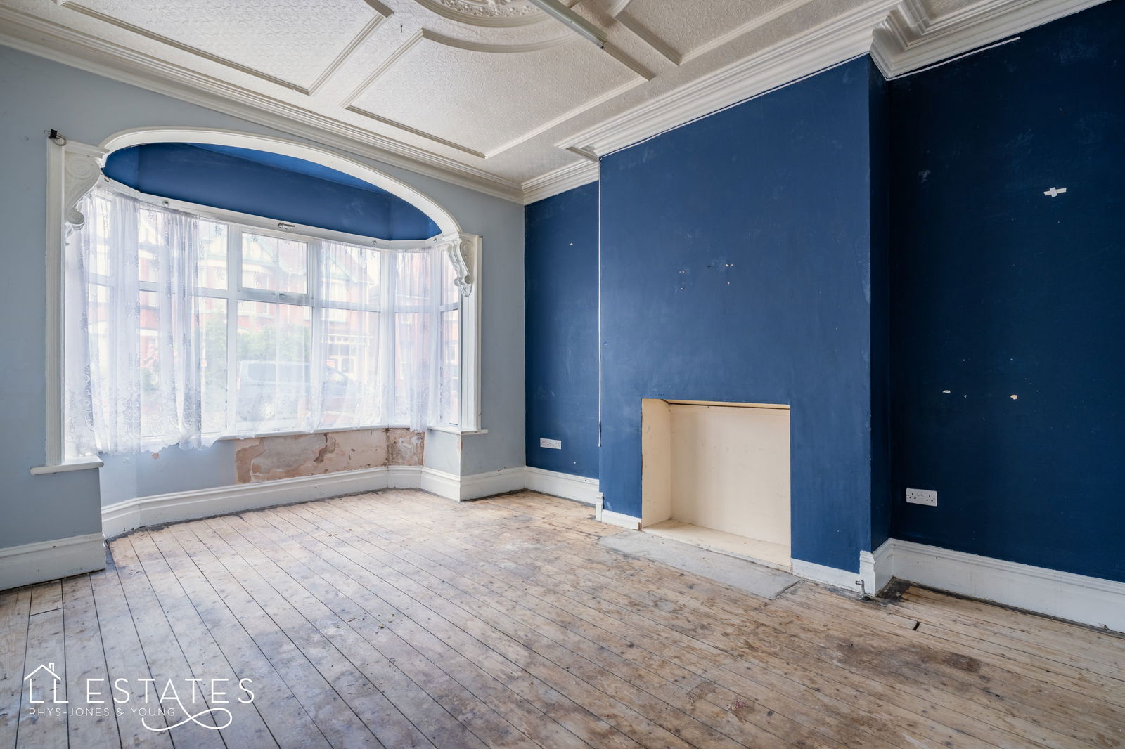 4 bed semi-detached house for sale in Palace Avenue, Rhyl 2