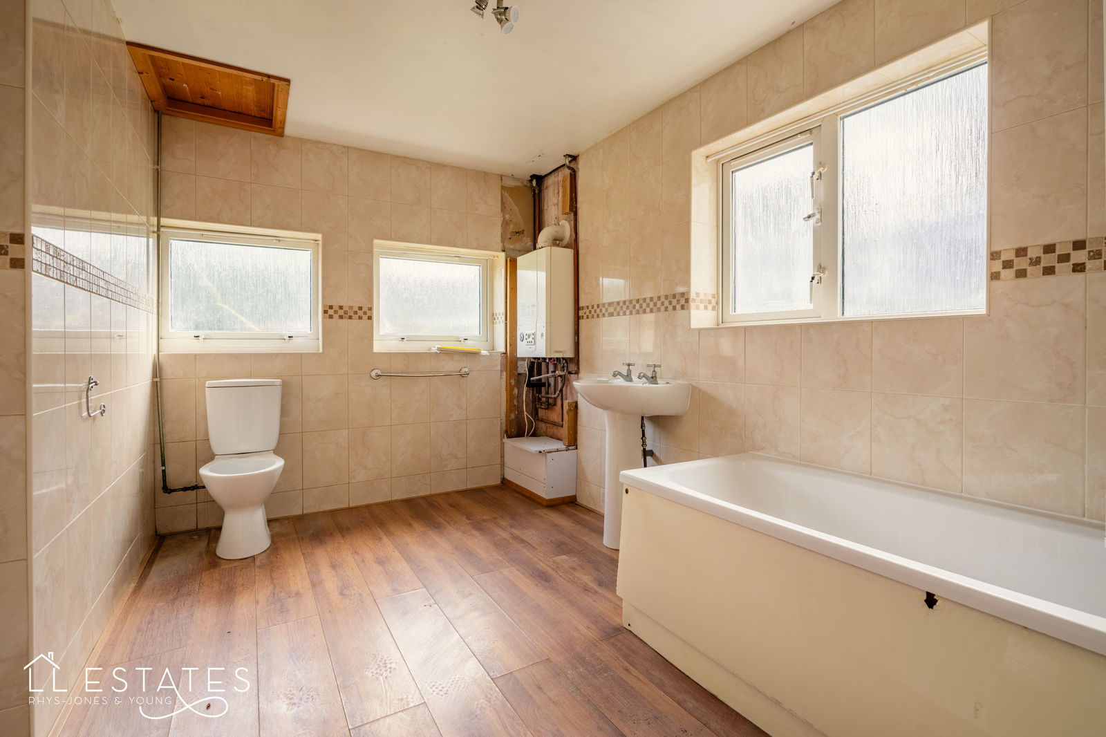 4 bed semi-detached house for sale in Palace Avenue, Rhyl 6