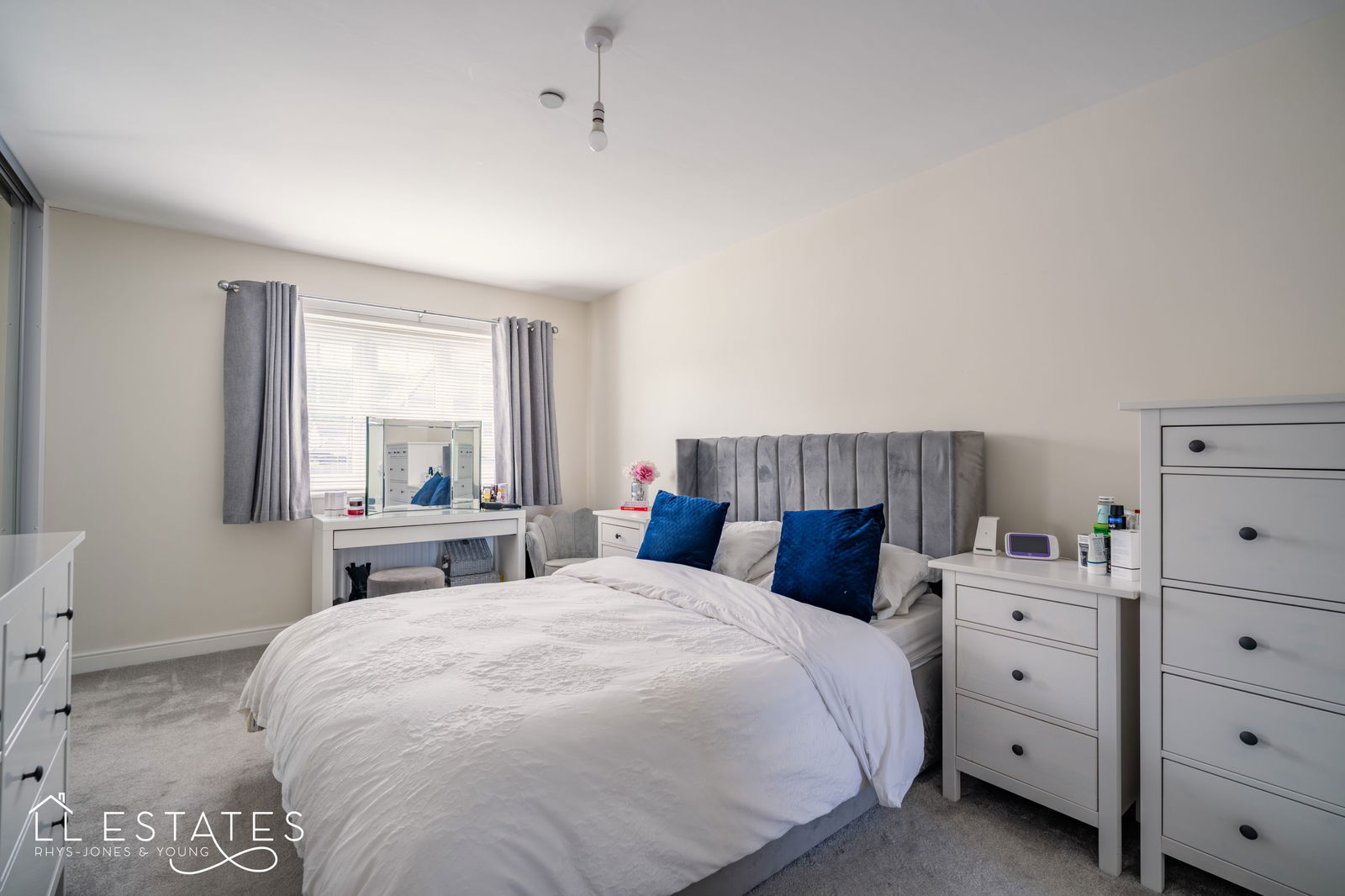3 bed detached house for sale in Cae Ddol, Abergele  - Property Image 5