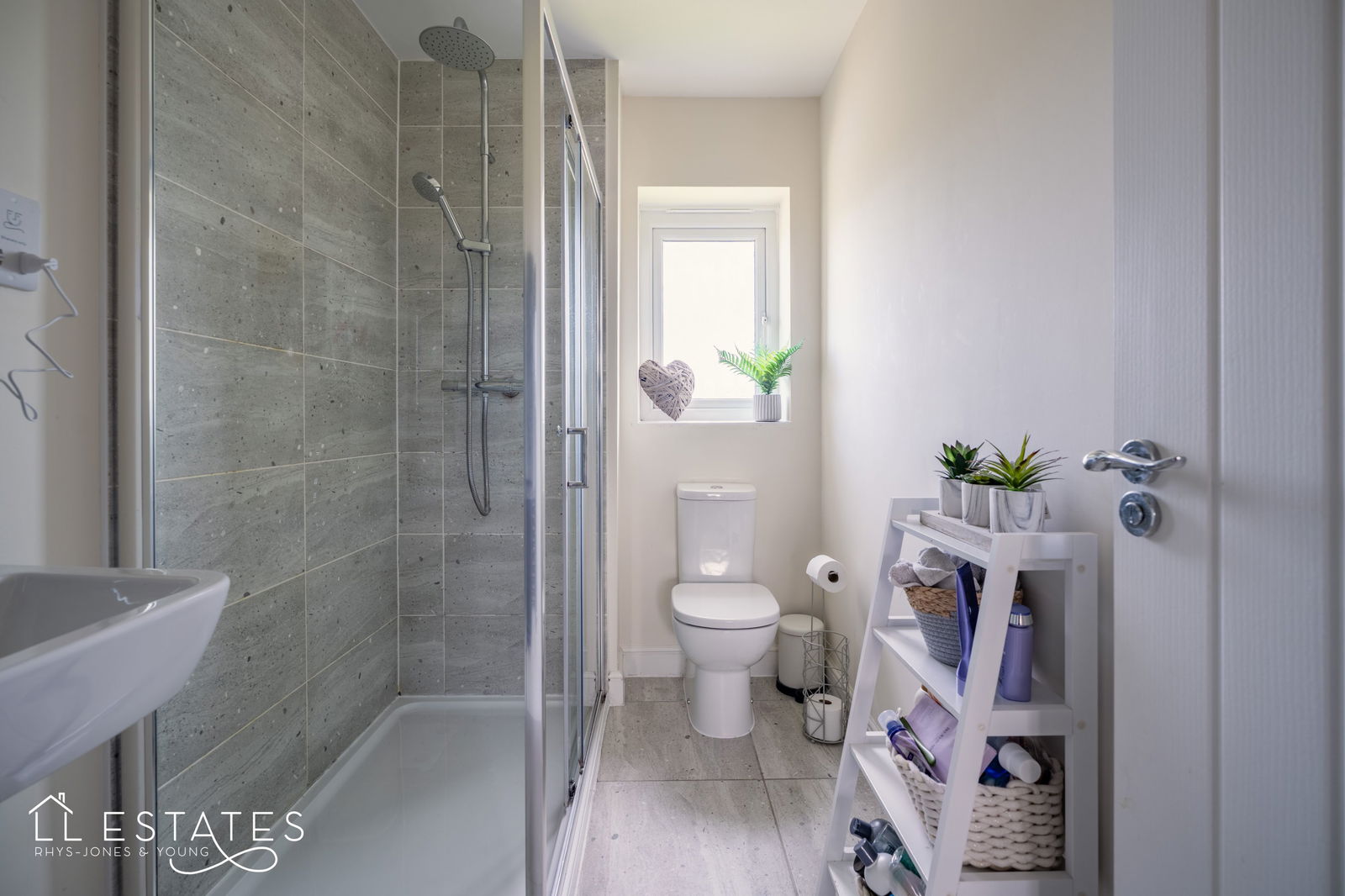 3 bed detached house for sale in Cae Ddol, Abergele  - Property Image 6