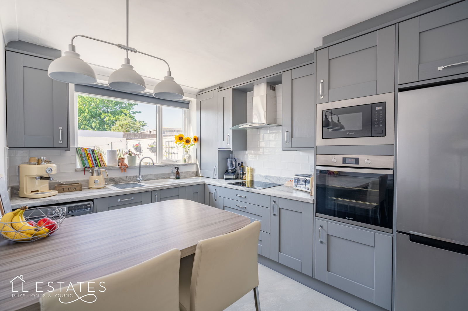 2 bed terraced house for sale in Cross Street, Rhuddlan 3