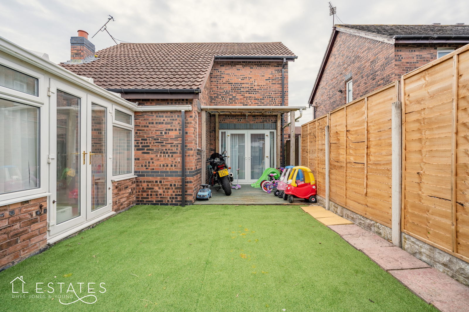 2 bed detached house for sale in Trem Y Bont, Kinmel Bay  - Property Image 11