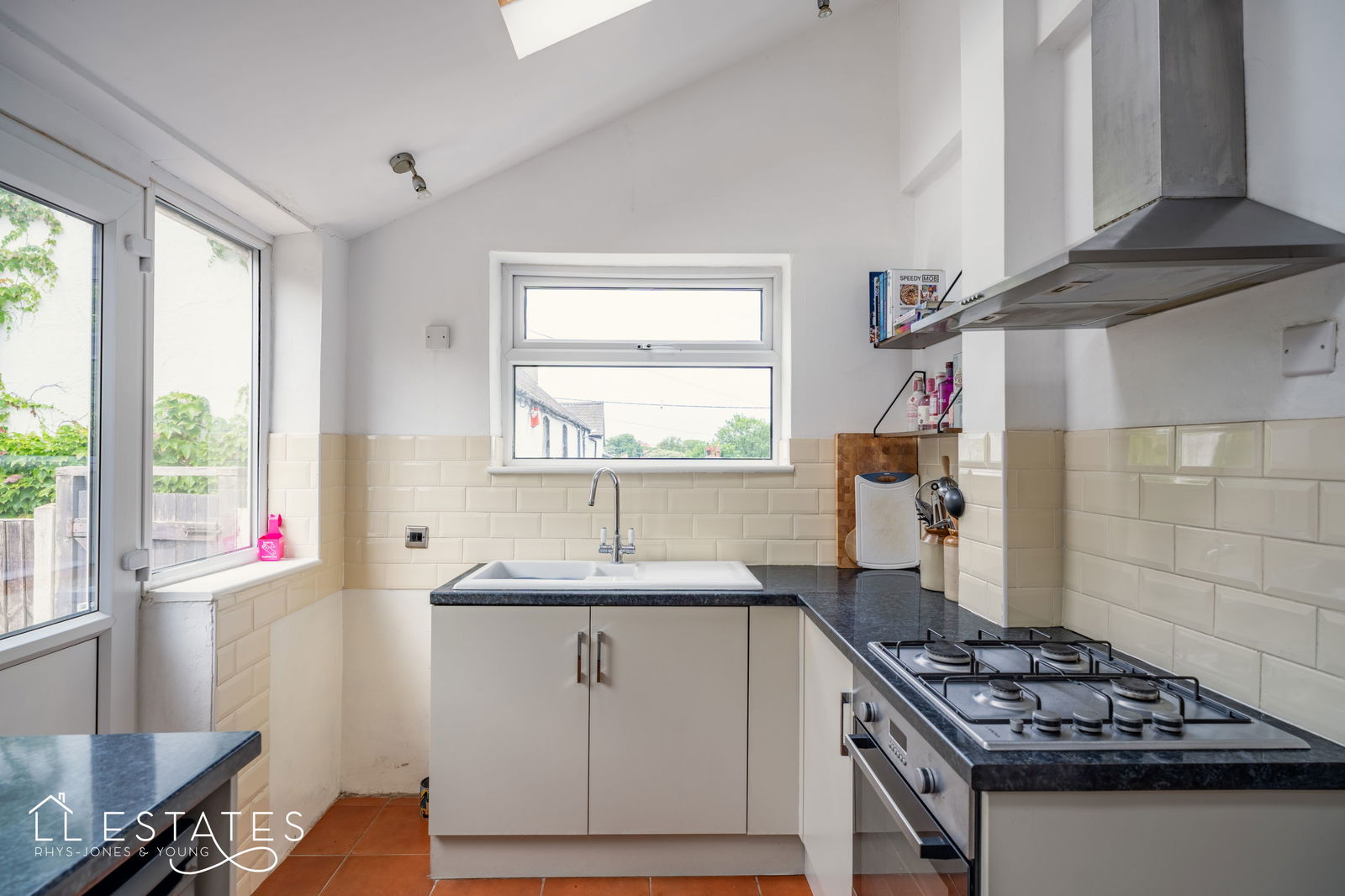 3 bed semi-detached house for sale in Ffordd Penrhwylfa, Meliden 5