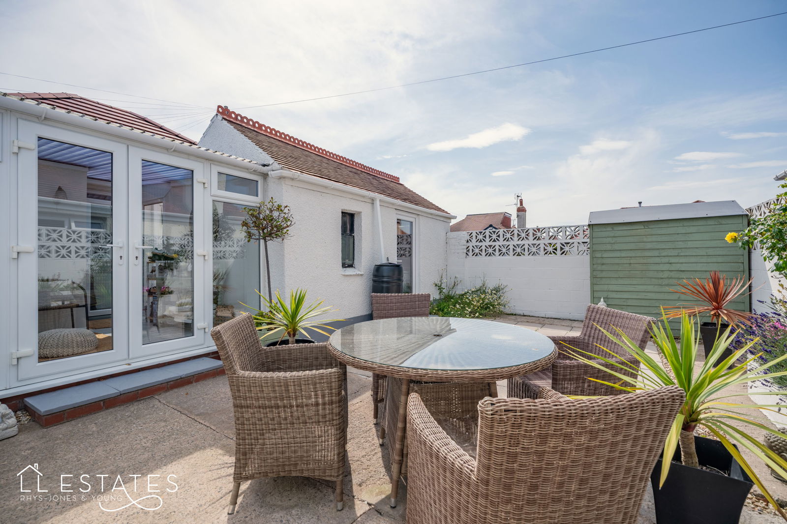 2 bed bungalow for sale in Bryn Avenue, Rhyl  - Property Image 9