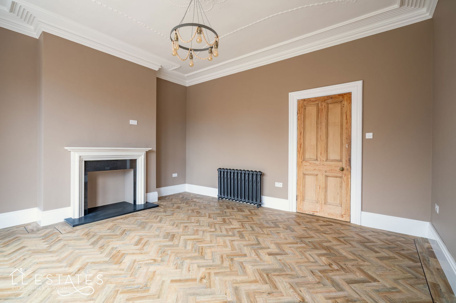 5 bed semi-detached house for sale in Queens Walk, Rhyl  - Property Image 8