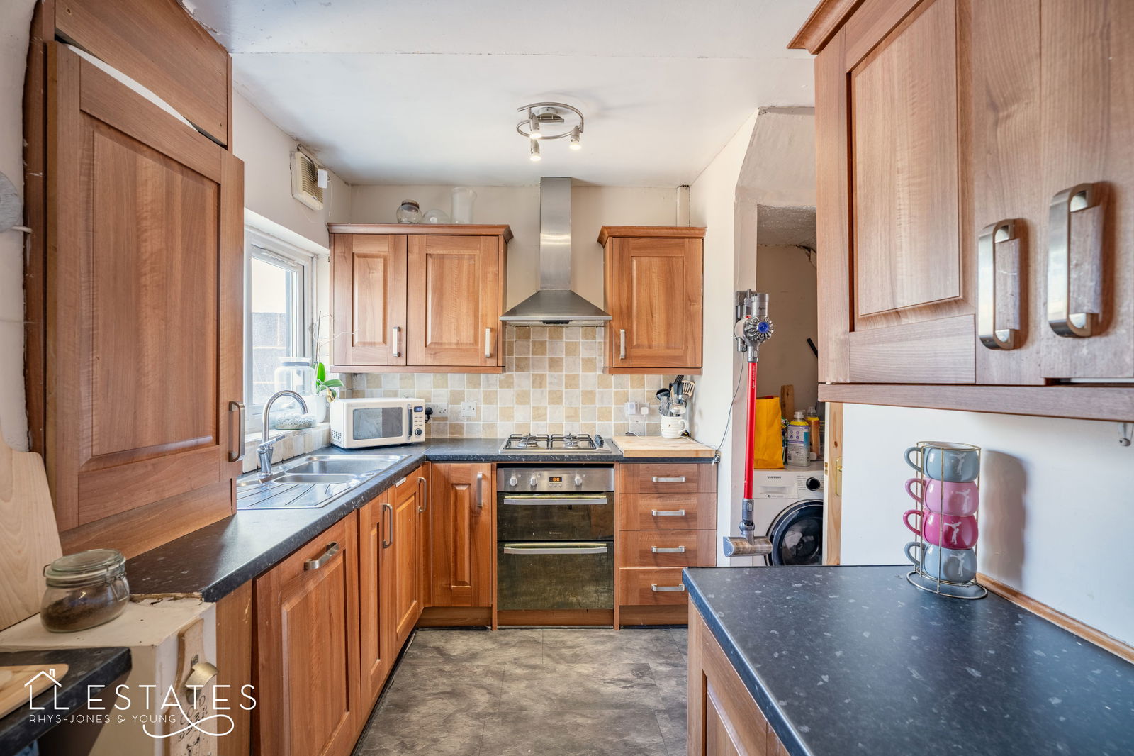 3 bed terraced house for sale in Millbank Road, Rhyl 2