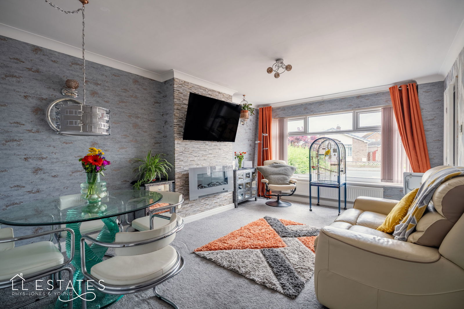 2 bed semi-detached bungalow for sale in Llys Charles, Towyn  - Property Image 5