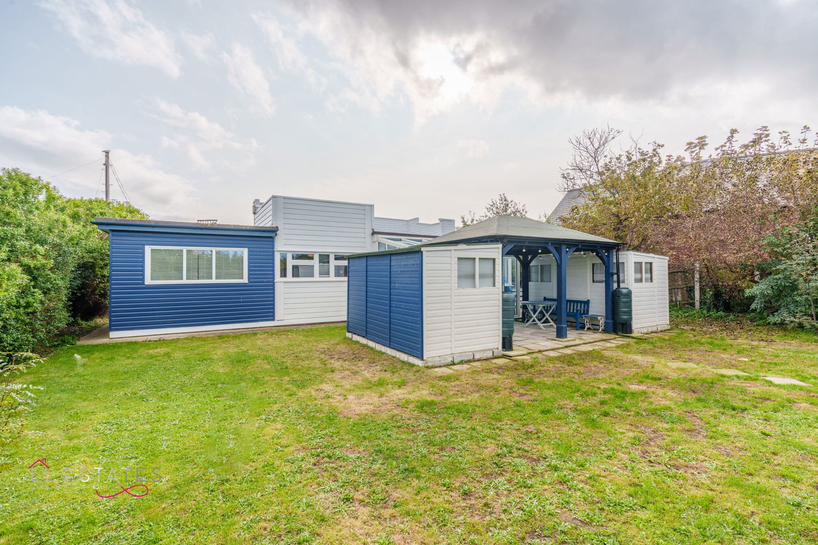 2 bed bungalow for sale in Brynhedydd Bay, Rhyl, LL18