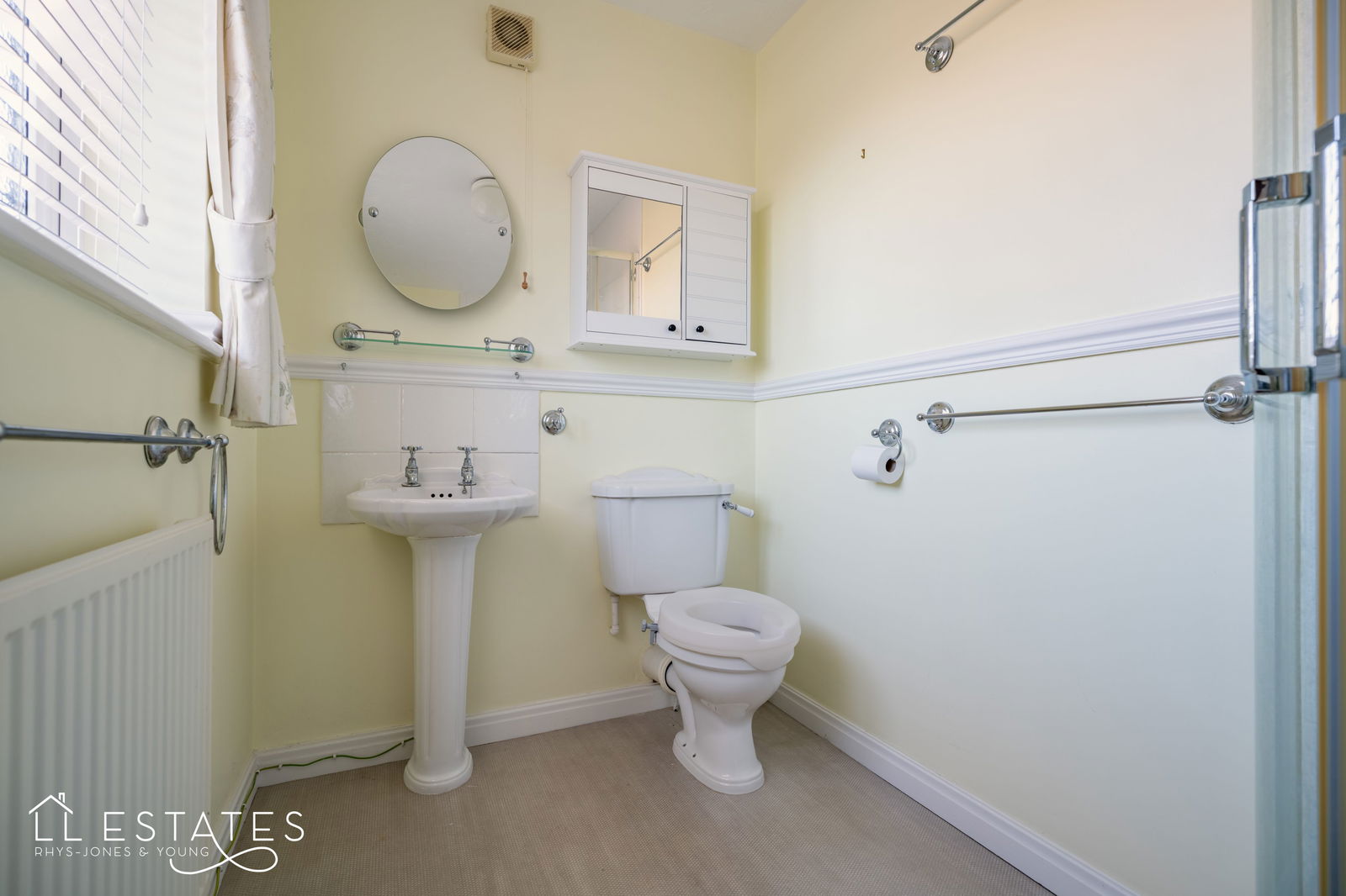 3 bed detached house for sale in Hazel Court, Rhyl  - Property Image 8