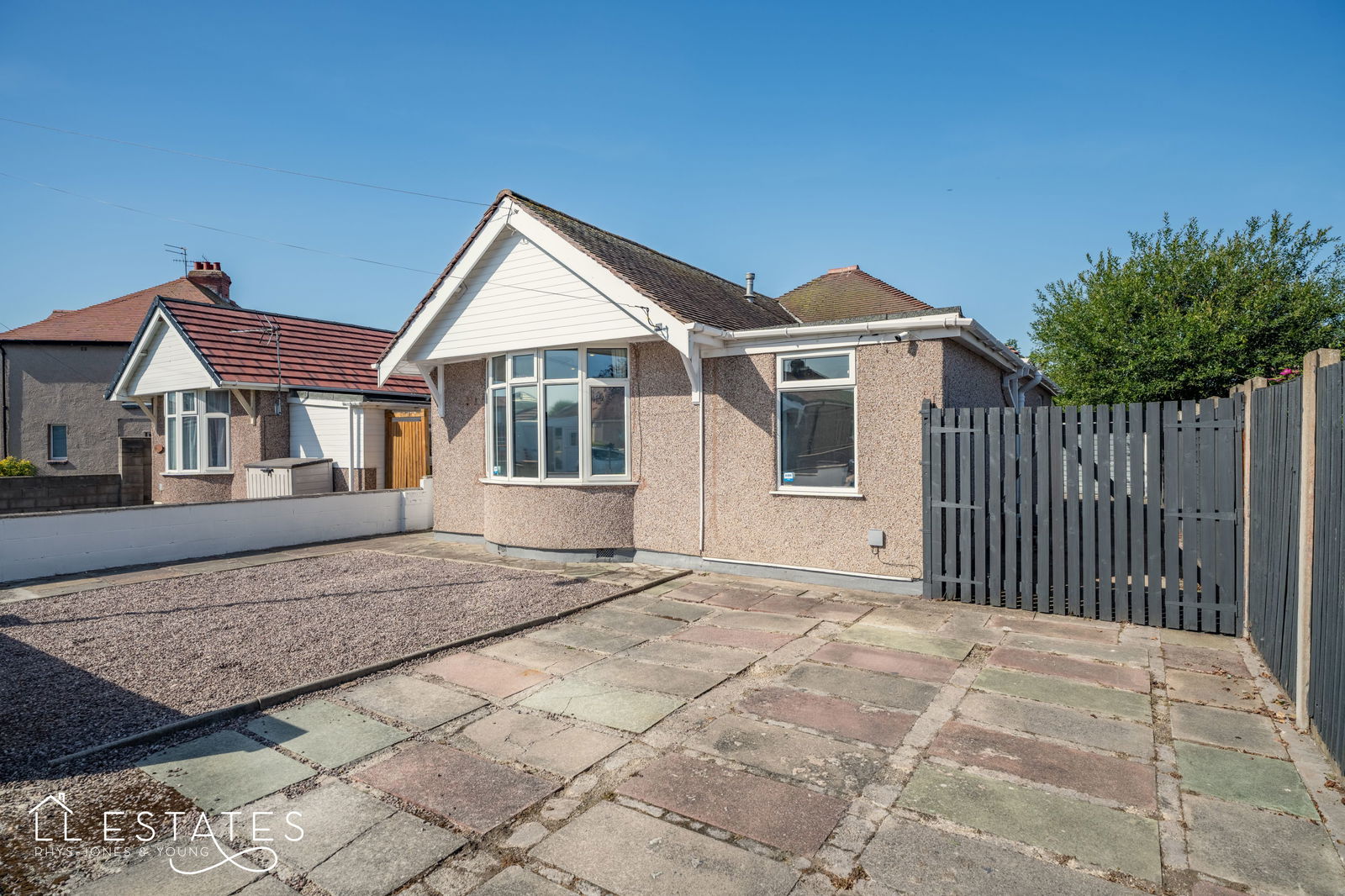 3 bed bungalow for sale in Handsworth Crescent, Rhyl, LL18