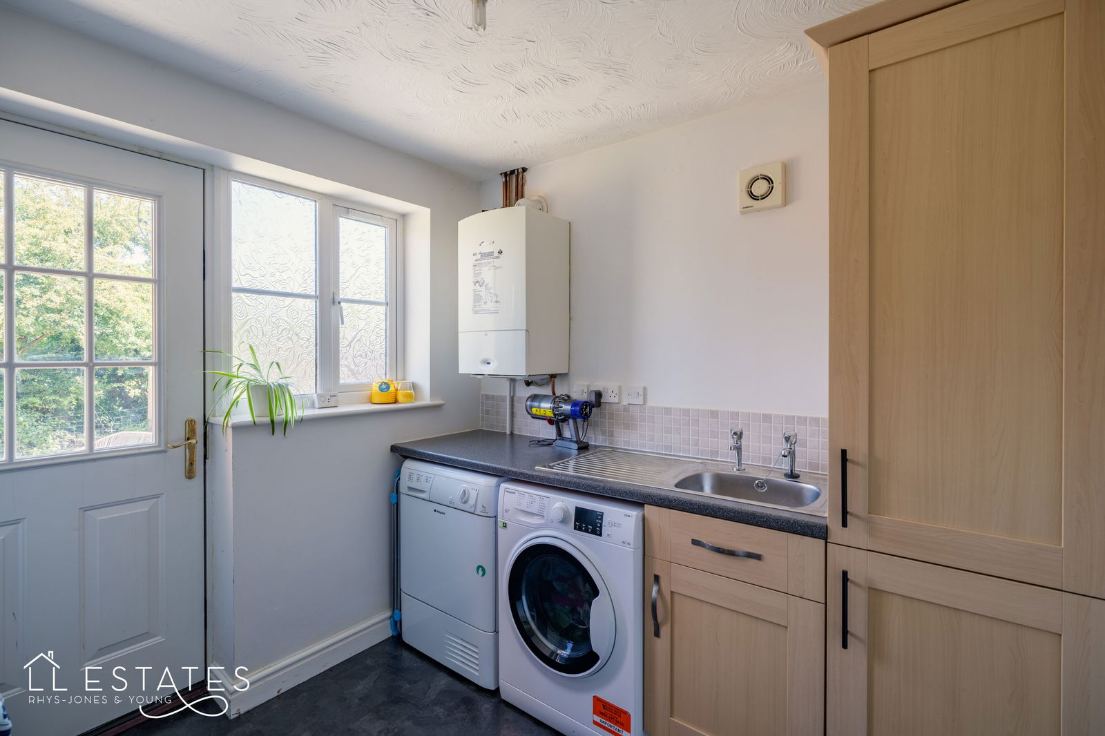 4 bed detached house for sale, Kinmel Bay 5