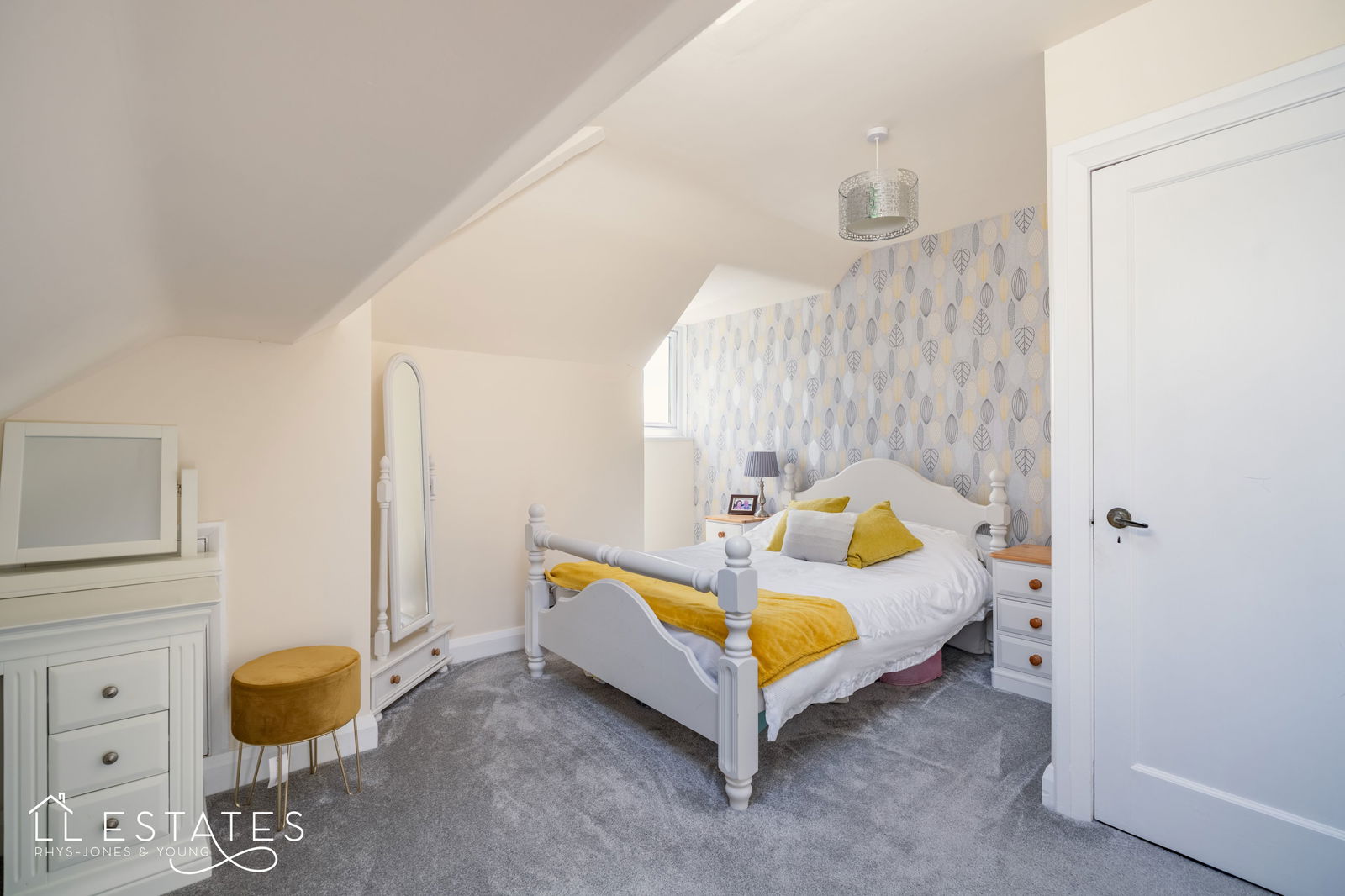 5 bed detached house for sale in Cwm Road, Dyserth 9