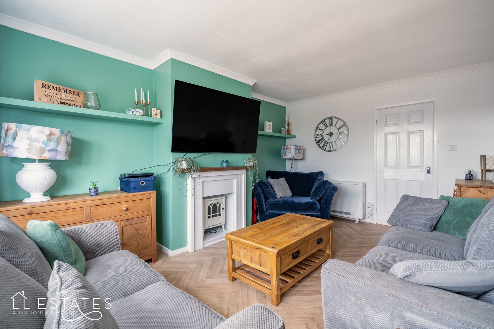 2 bed bungalow for sale in Rhodfa Gop, Trelawnyd 4