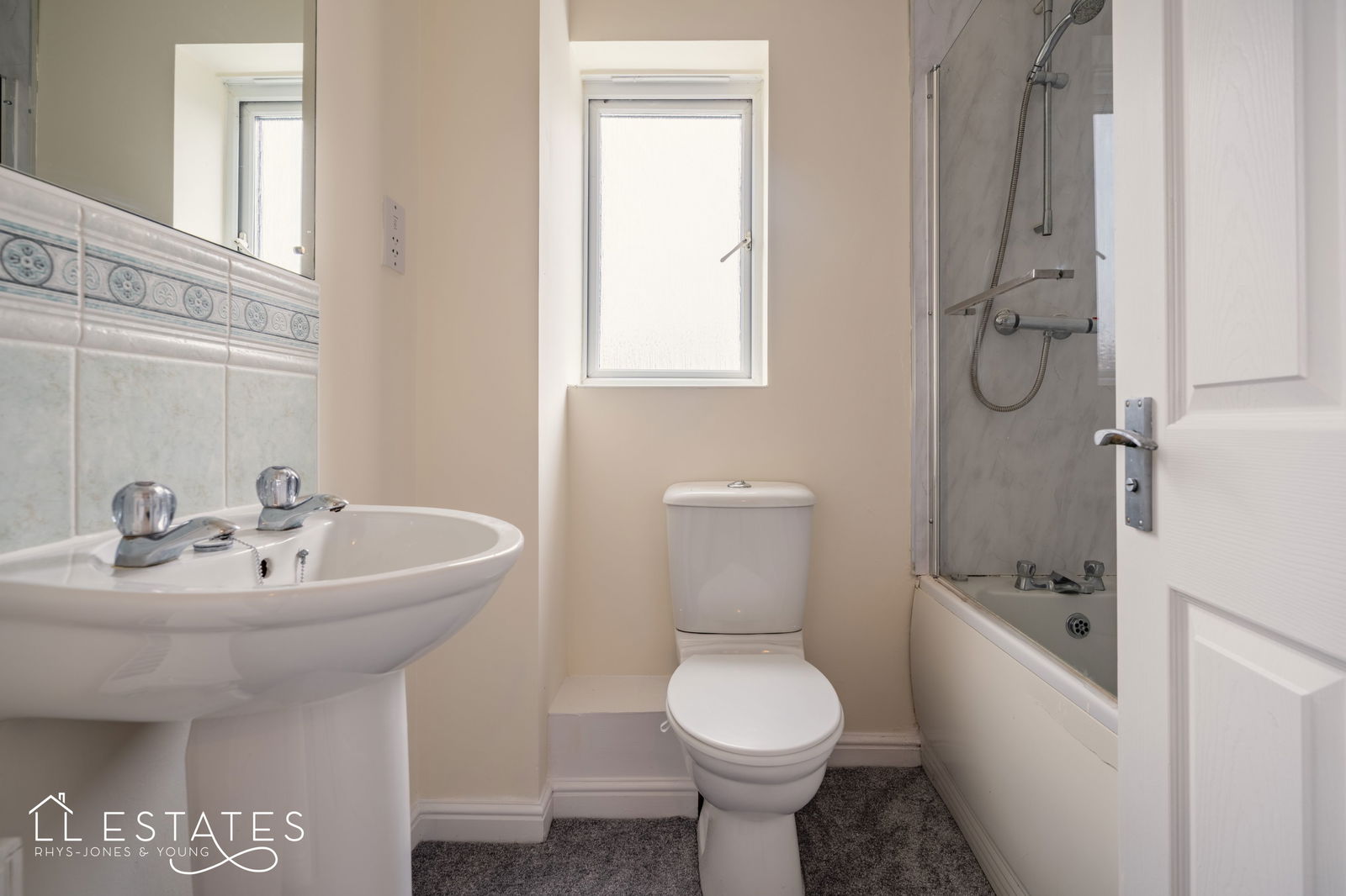 3 bed end of terrace house for sale in Ffordd Pant Y Celyn, Prestatyn  - Property Image 9