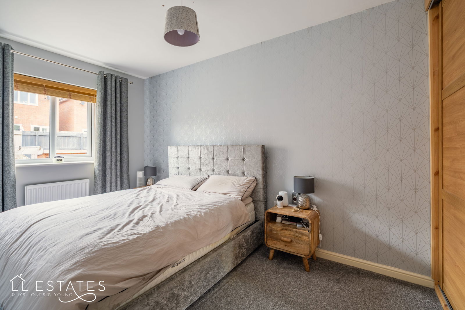 3 bed semi-detached house for sale, Dyserth 5