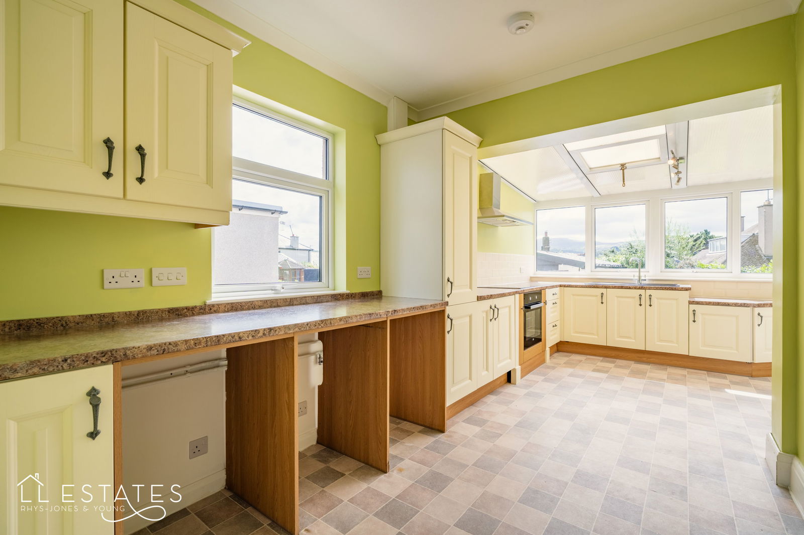 3 bed semi-detached house for sale in Bron Vardre Avenue, Conwy  - Property Image 3