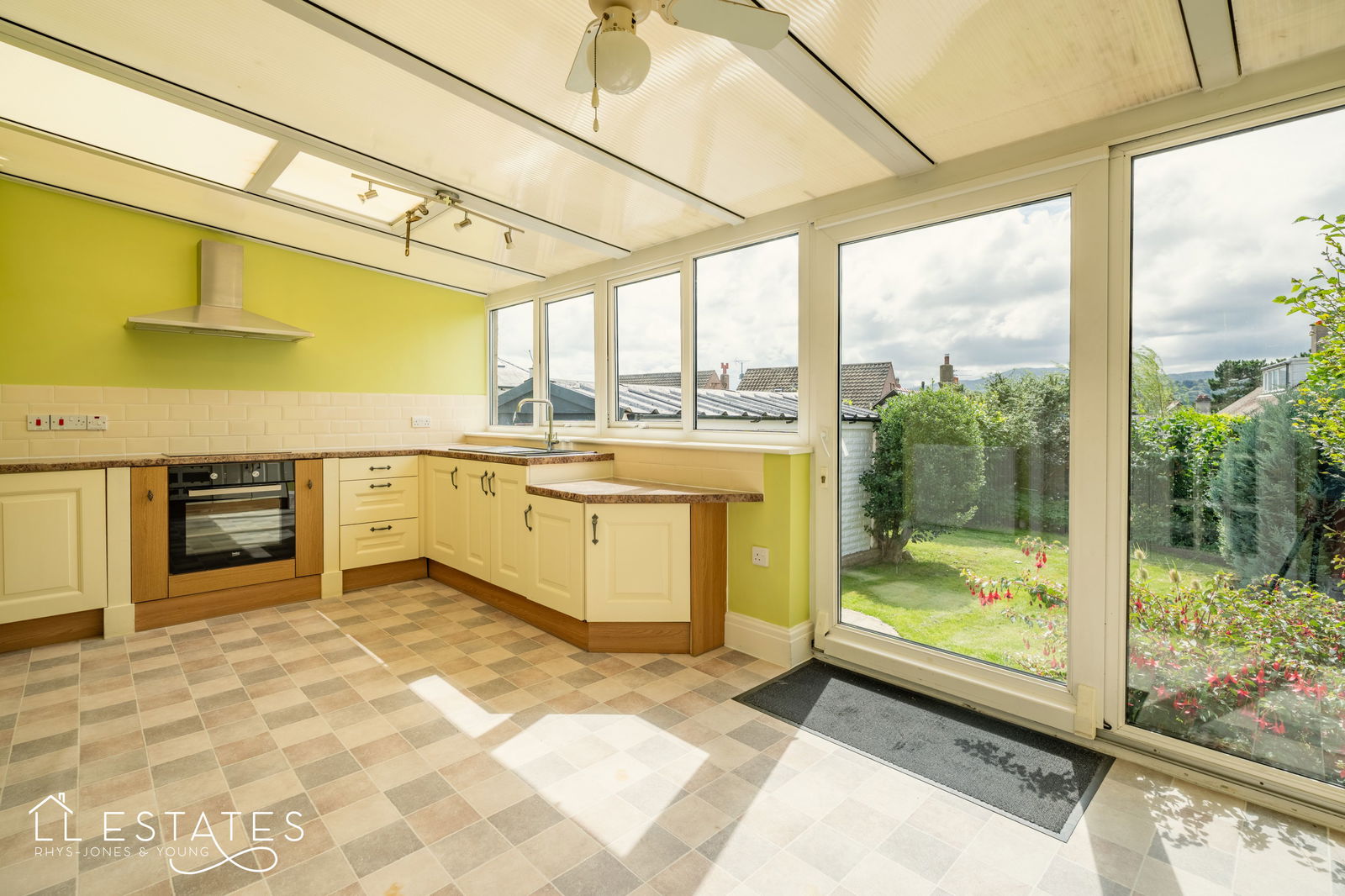 3 bed semi-detached house for sale in Bron Vardre Avenue, Conwy  - Property Image 4