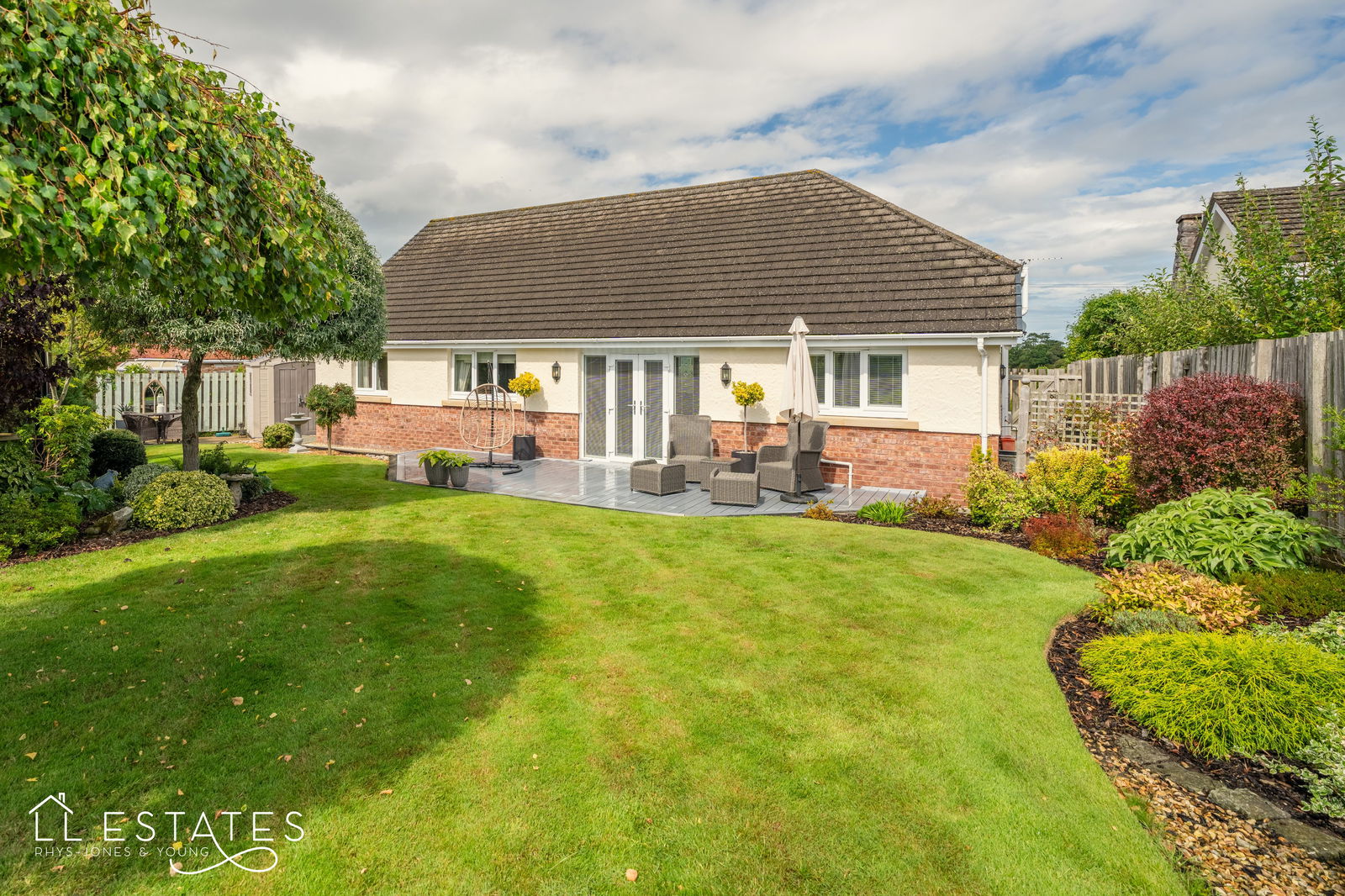 3 bed bungalow for sale in Allt Goch, St. Asaph  - Property Image 15