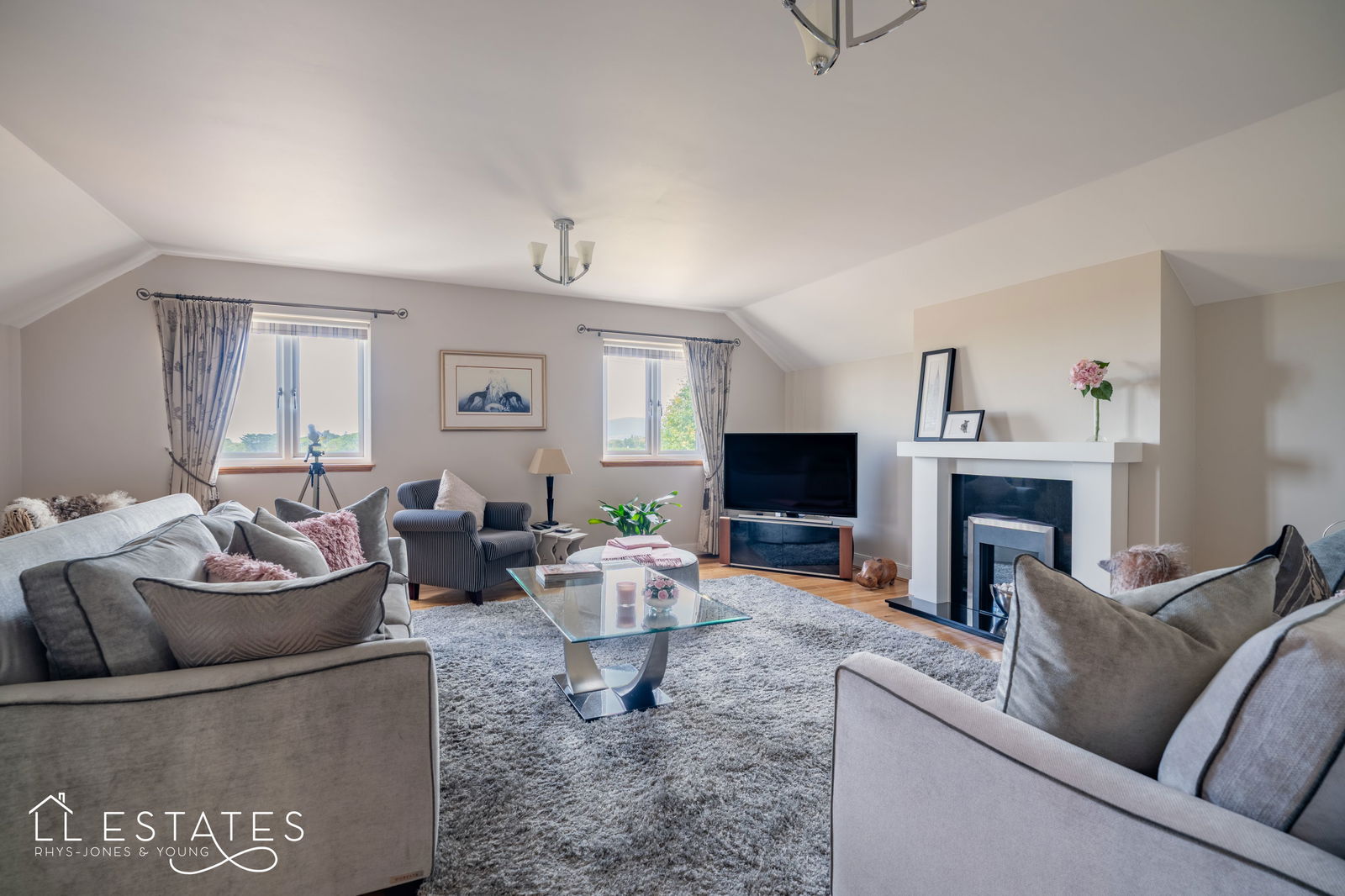 3 bed bungalow for sale in Allt Goch, St. Asaph  - Property Image 9