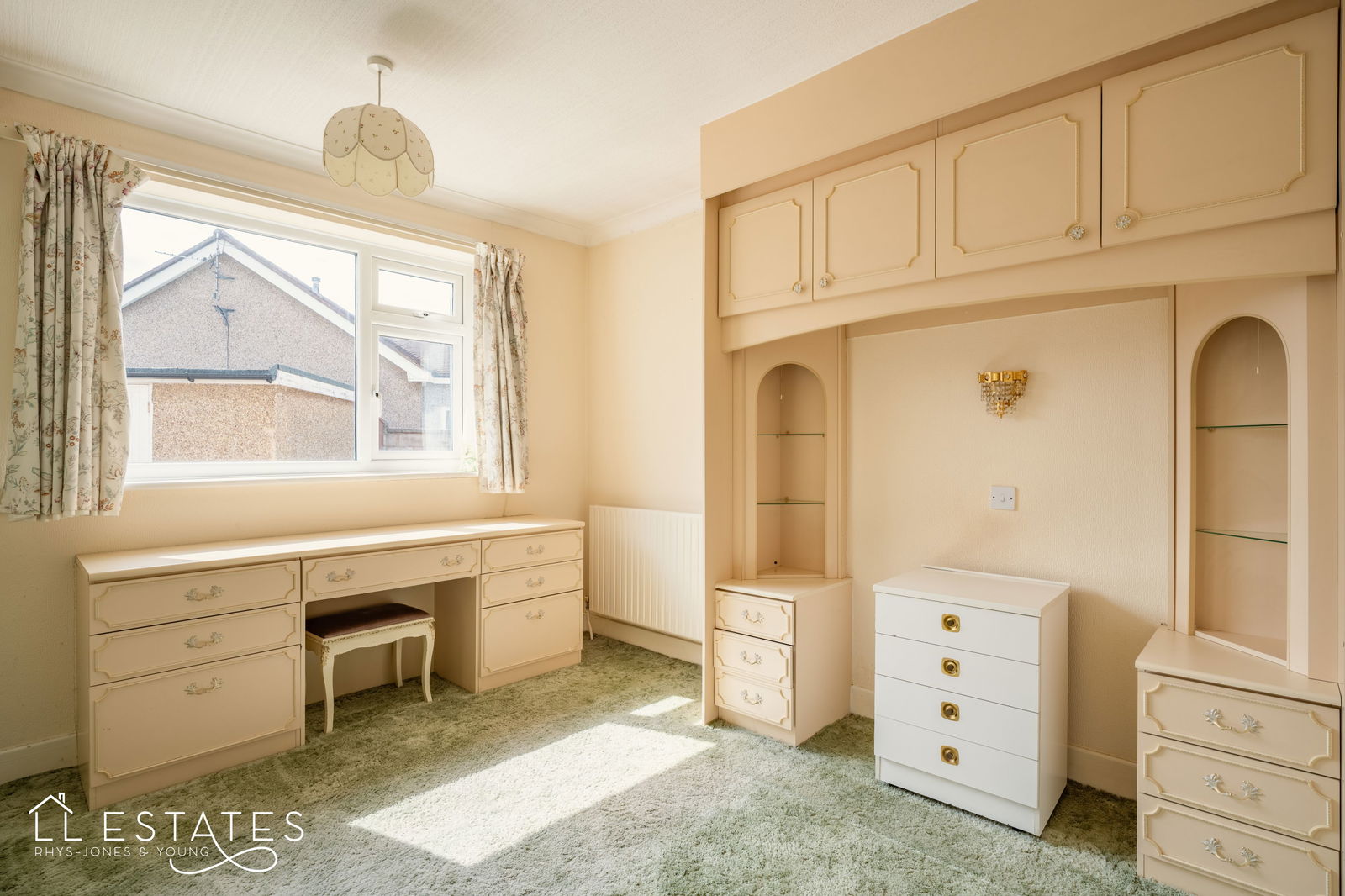 3 bed bungalow for sale in Highlands Close, Rhuddlan  - Property Image 7