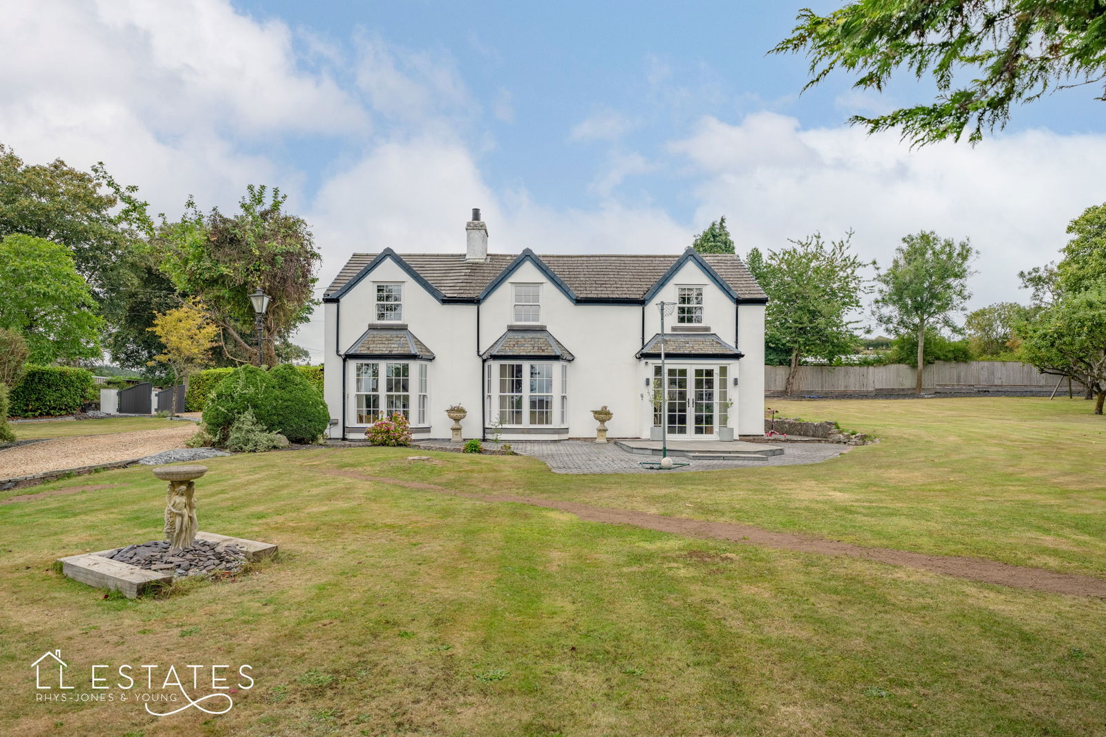 5 bed detached house for sale in Marian, Trelawnyd 34