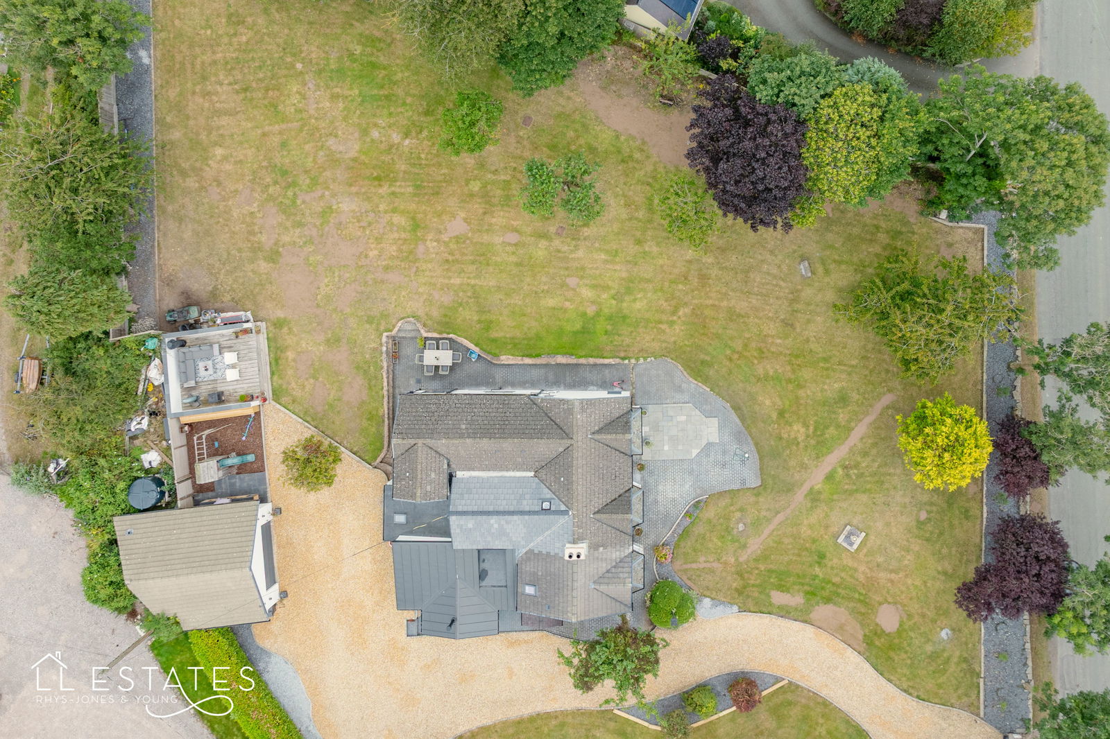 5 bed detached house for sale in Marian, Trelawnyd 39