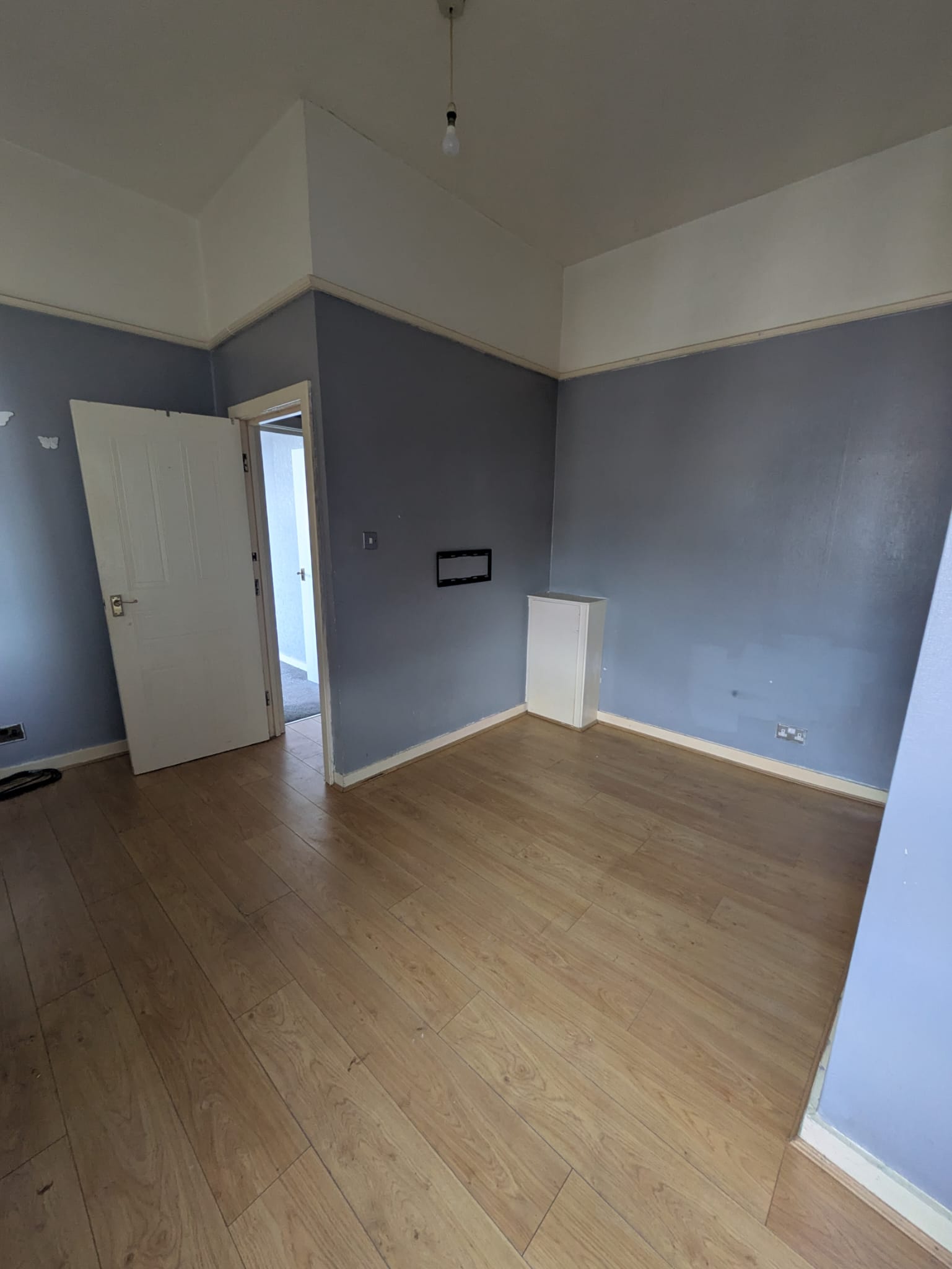 1 bed flat for sale in Kinmel Street, Rhyl  - Property Image 3
