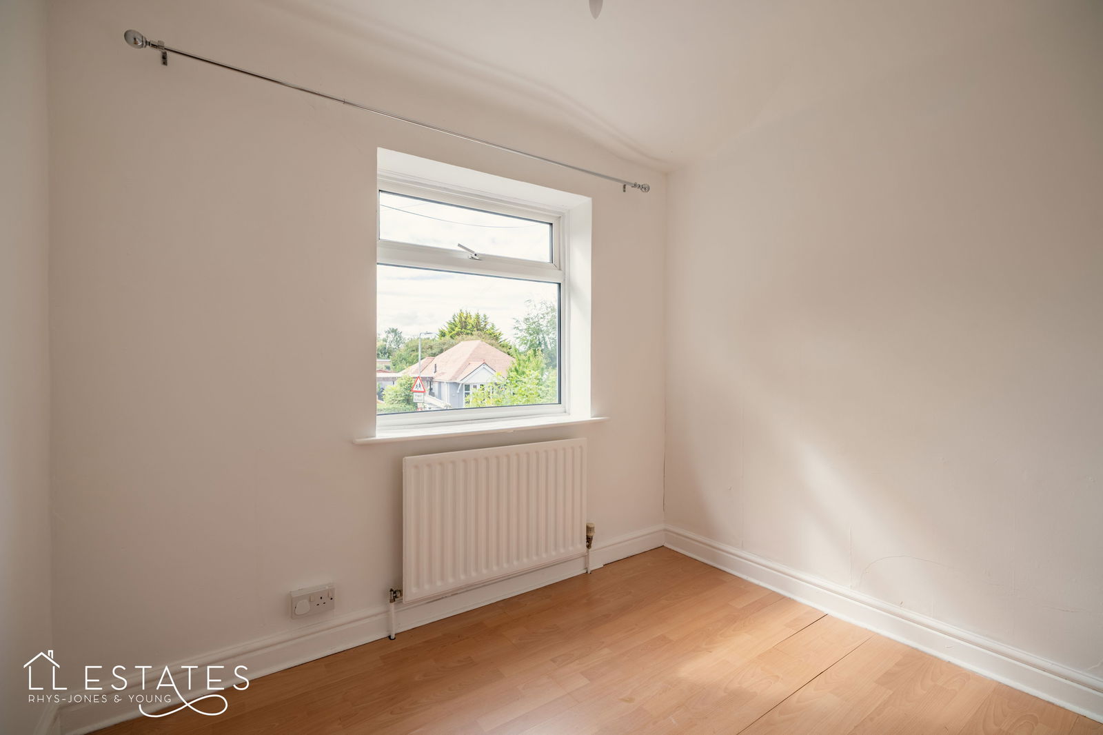 4 bed semi-detached house for sale in Trellewelyn Road, Rhyl  - Property Image 8