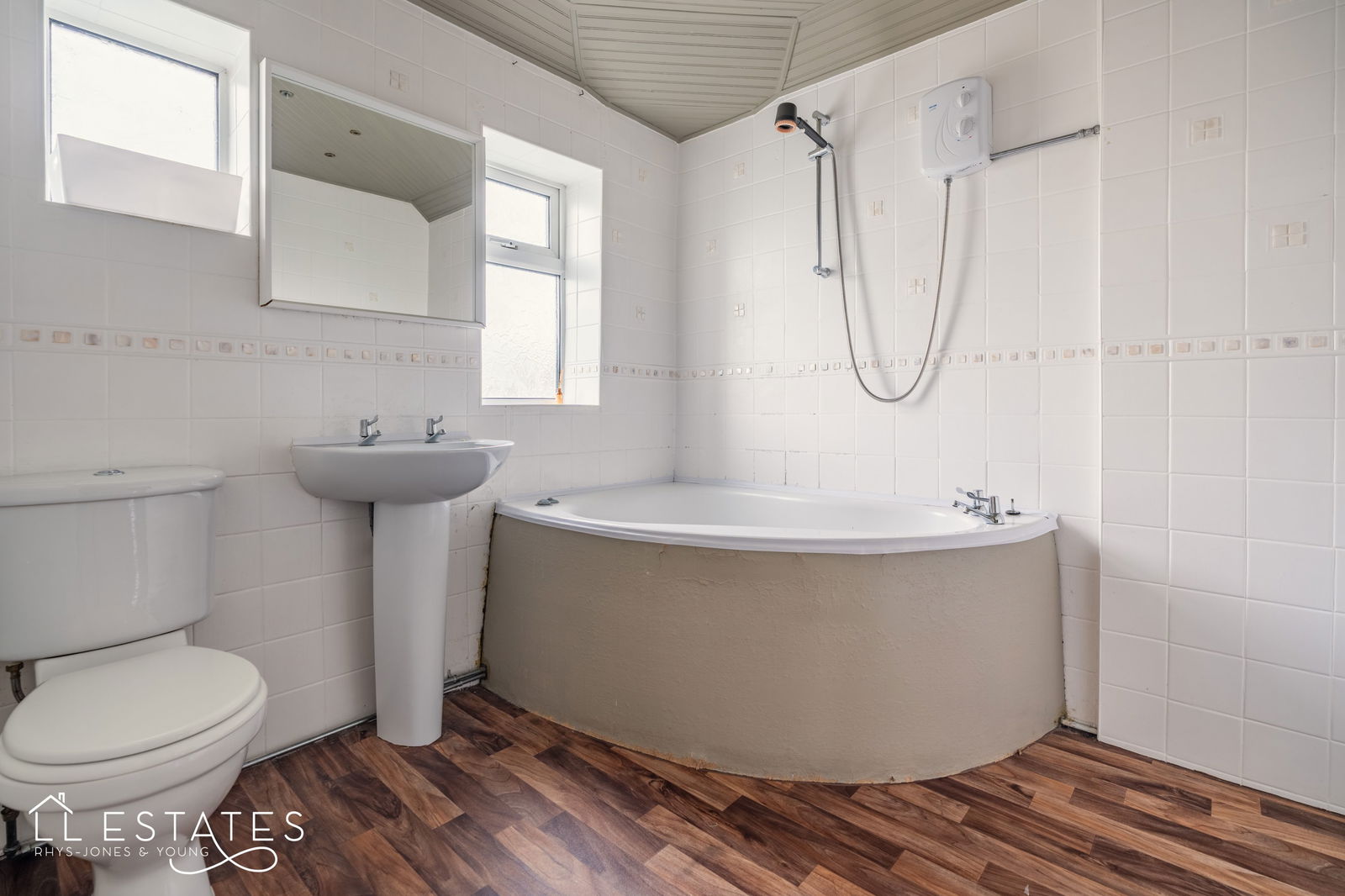 4 bed semi-detached house for sale in Trellewelyn Road, Rhyl  - Property Image 9