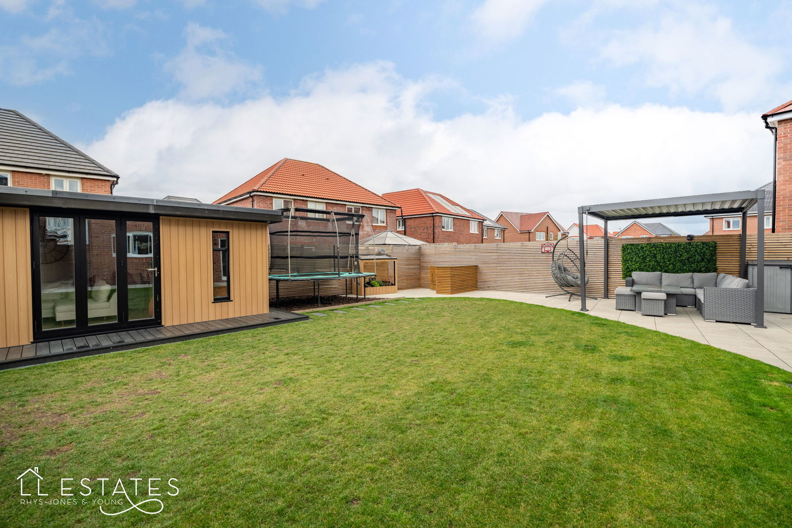 4 bed detached house for sale in Dreif Tegeirian, Rhyl 13